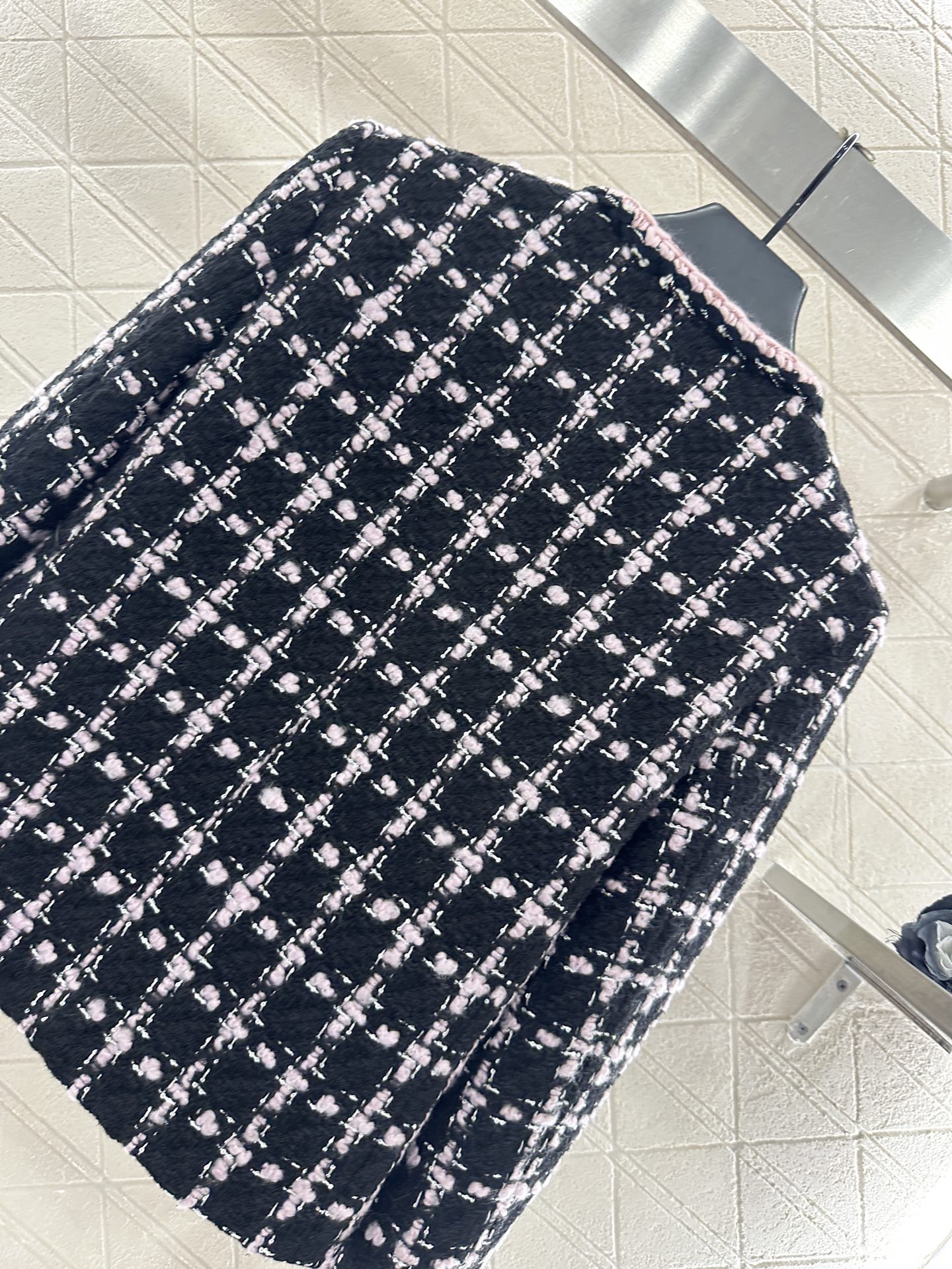 ♥Chane*♥2025新品上架 粗纺捆边洋装外套定制YB进口粗纺羊毛呢材质，肌理明显，毛料肉眼可见 ，