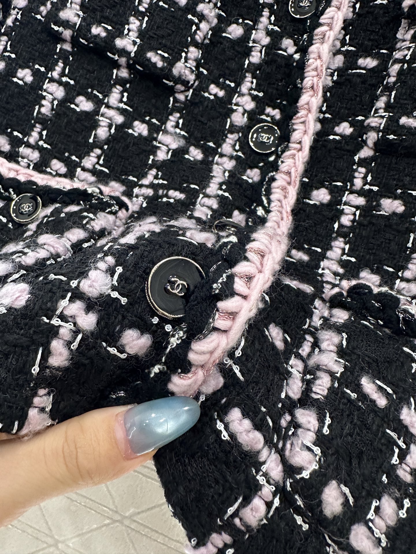 ♥Chane*♥2025新品上架 粗纺捆边洋装外套定制YB进口粗纺羊毛呢材质，肌理明显，毛料肉眼可见 ，