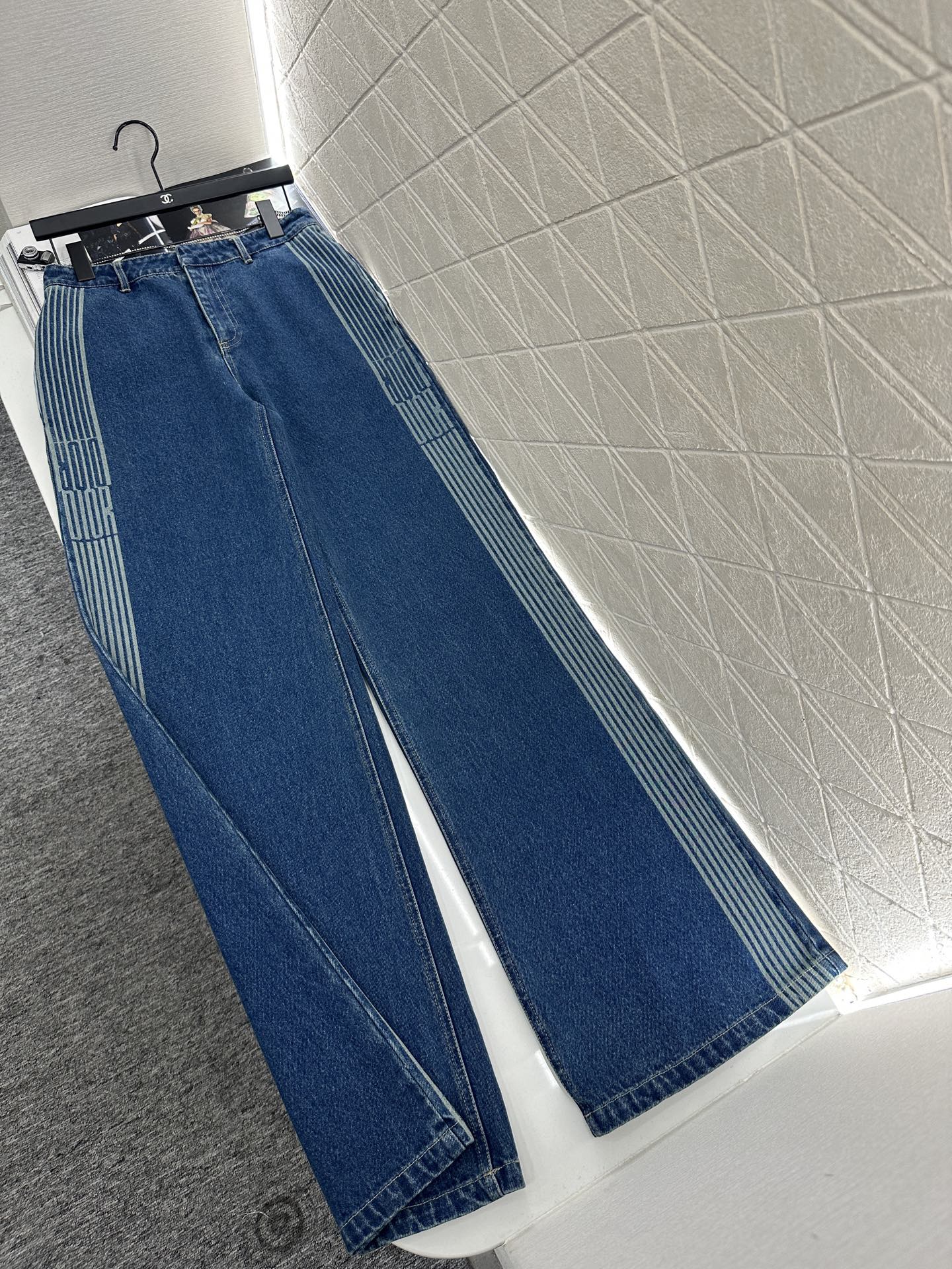 ♥Dio*♥2025新品上架可拆卸翻领牛仔外套长裤套装定制YB斜纹全棉牛仔材质，水洗做旧复古蓝，翻领牛仔