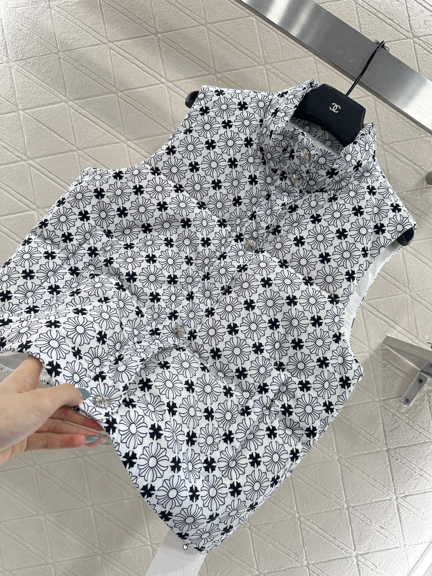 ♥Chrome heart*♥2025新品上架 十字架印花棉服马甲定制YB防风防水尼龙材质，羽绒棉填充内