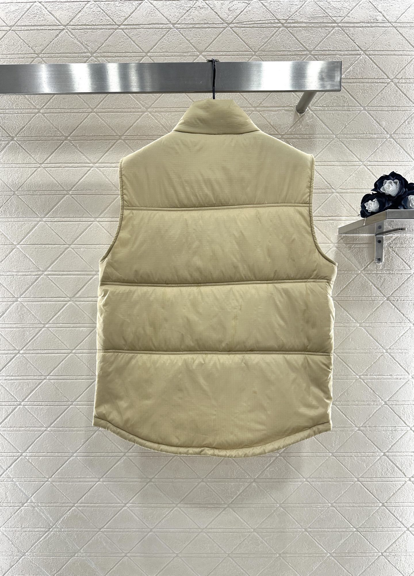 ♥Celin*♥2025新品上架 立领凯旋门棉服马甲定制YB防风防水尼龙材质，羽绒棉填充内里，整件轻盈保