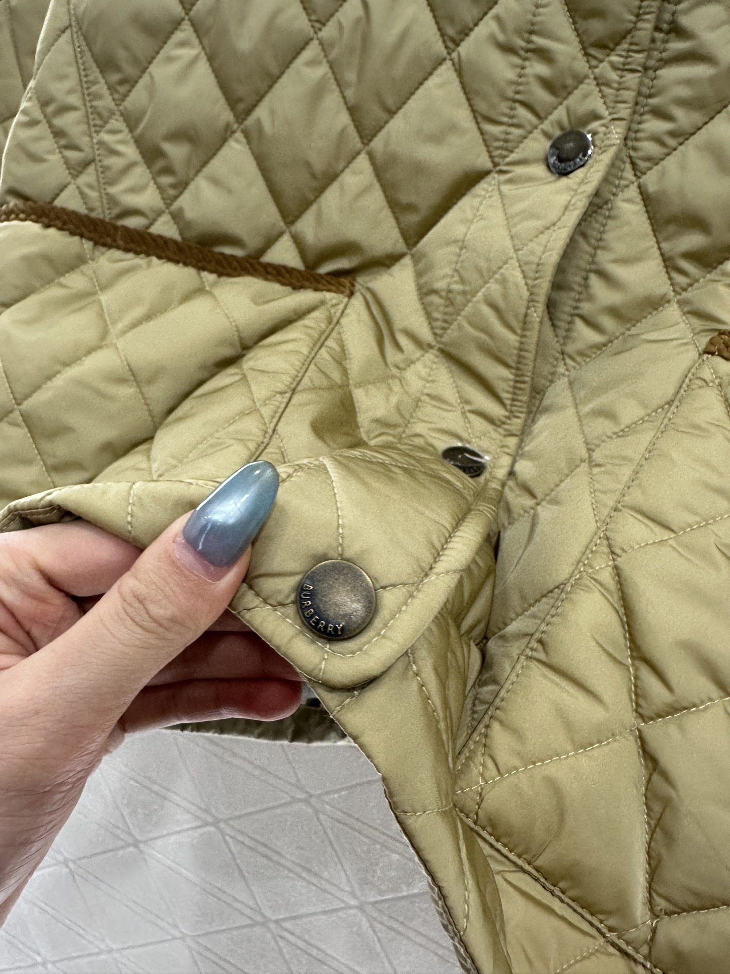 ♥BBR*♥2025新品上架 灯芯绒领藤格纹棉服外套定制YB防风防水尼龙材质，羽绒棉填充内里，整件轻盈保