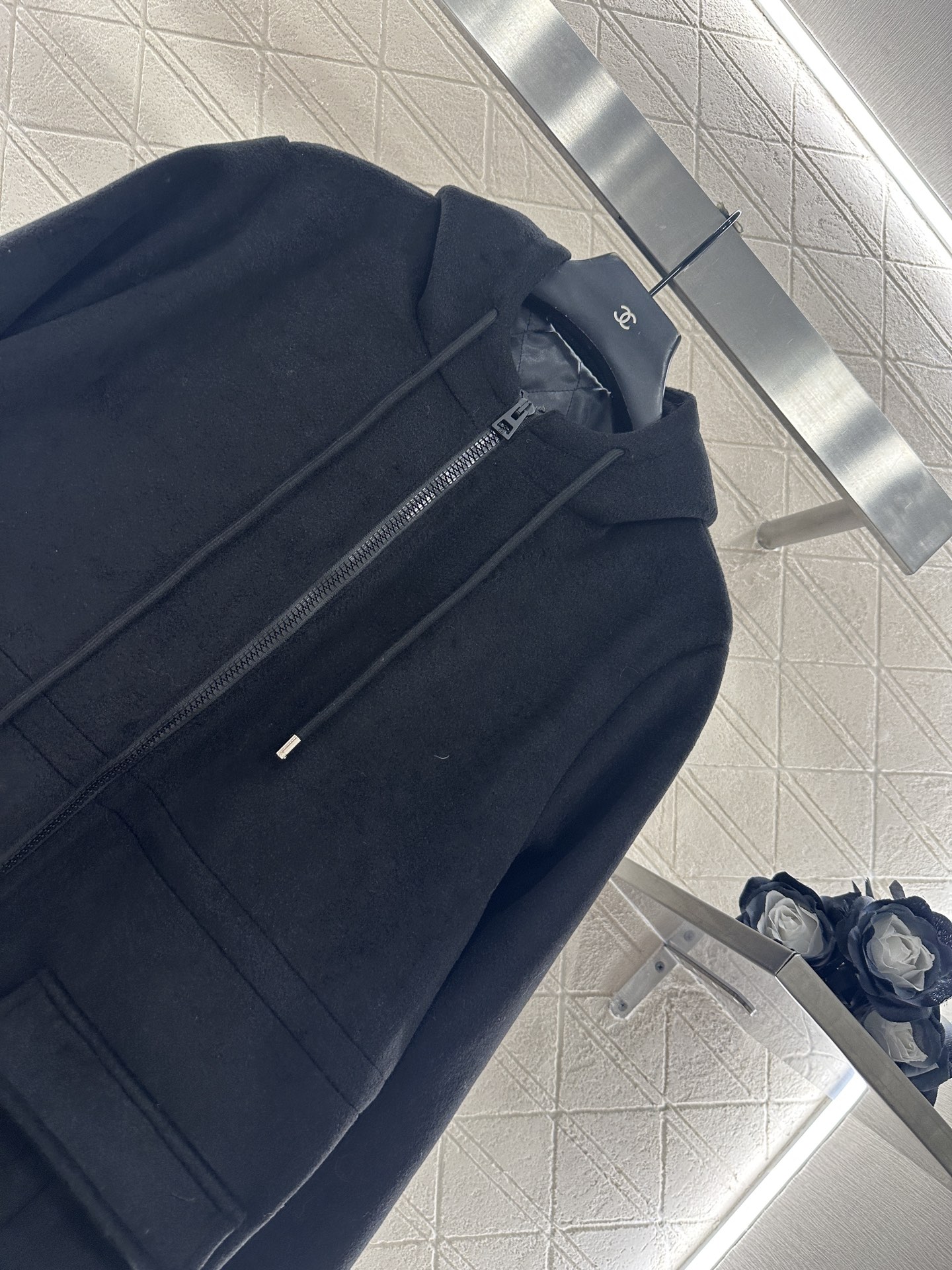 ♥Dio*♥2025新品上架 连帽抽绳棉服外套定制YB进口毛呢材质，肌理明显，质感高级。连帽拉链外套，连