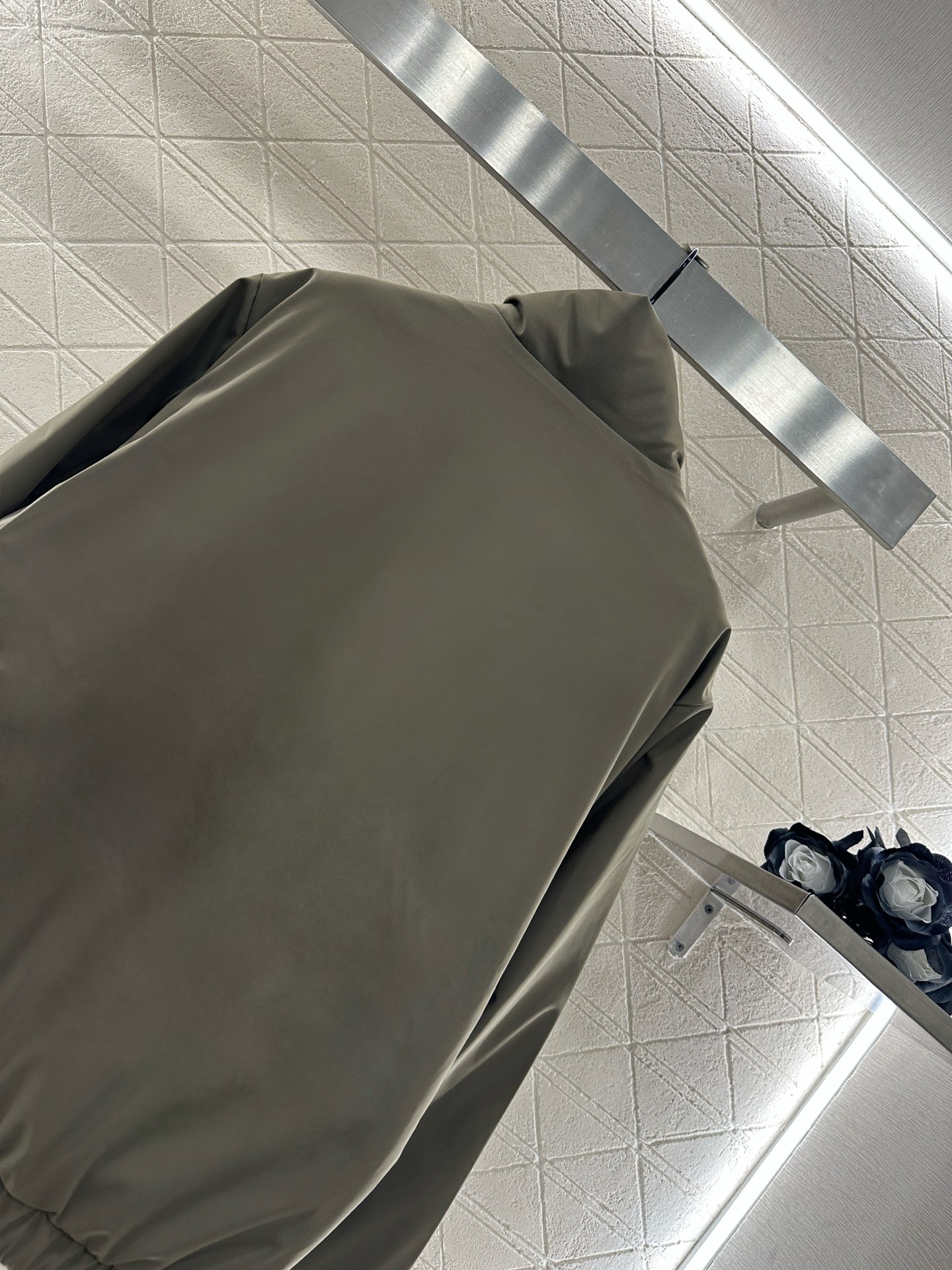 ♥Moncle*♥2025新品上架 立领棉服外套定制YB进口防水防风尼龙材质，羽绒棉填充内里，整件轻盈保