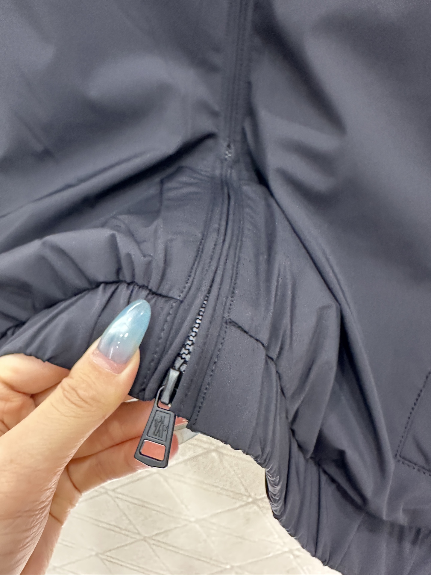 ♥Moncle*♥2025新品上架 立领棉服外套定制YB进口防水防风尼龙材质，羽绒棉填充内里，整件轻盈保