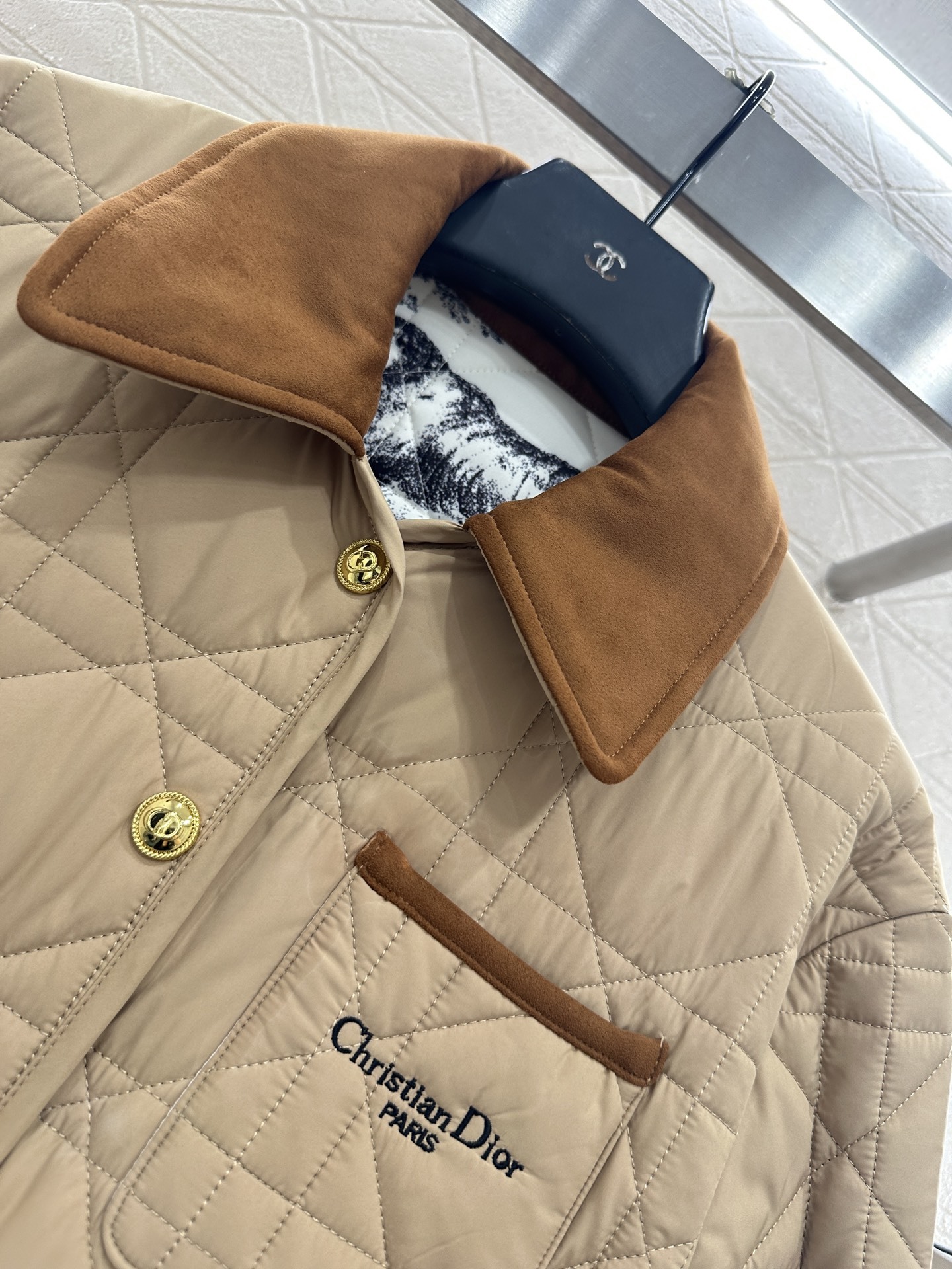 ♥Dio*♥2025新品上架 灯芯绒领藤格纹棉服外套定制YB防风防水尼龙材质,羽绒棉填充内里,整件轻盈保