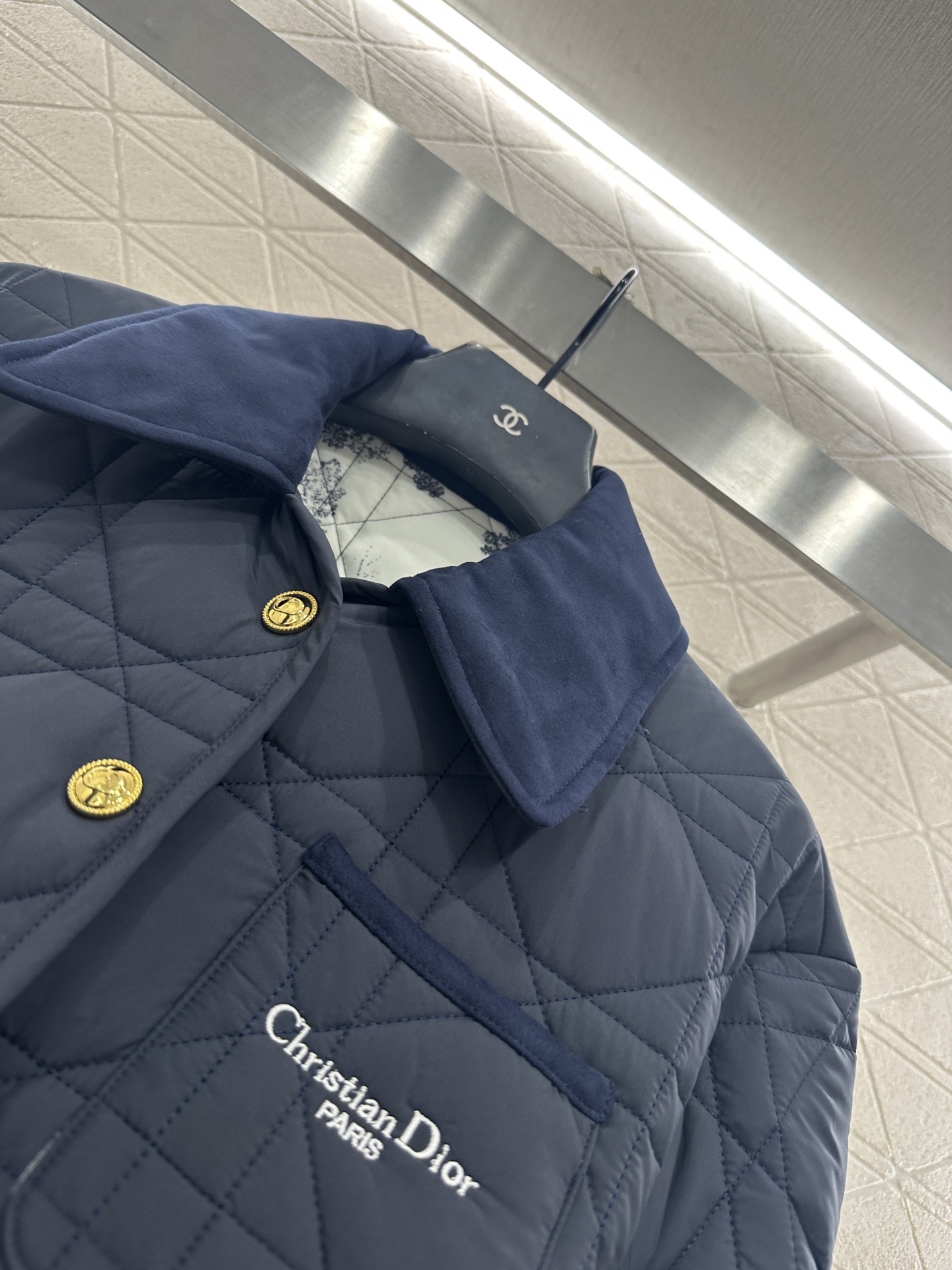 ♥Dio*♥2025新品上架 灯芯绒领藤格纹棉服外套定制YB防风防水尼龙材质,羽绒棉填充内里,整件轻盈保