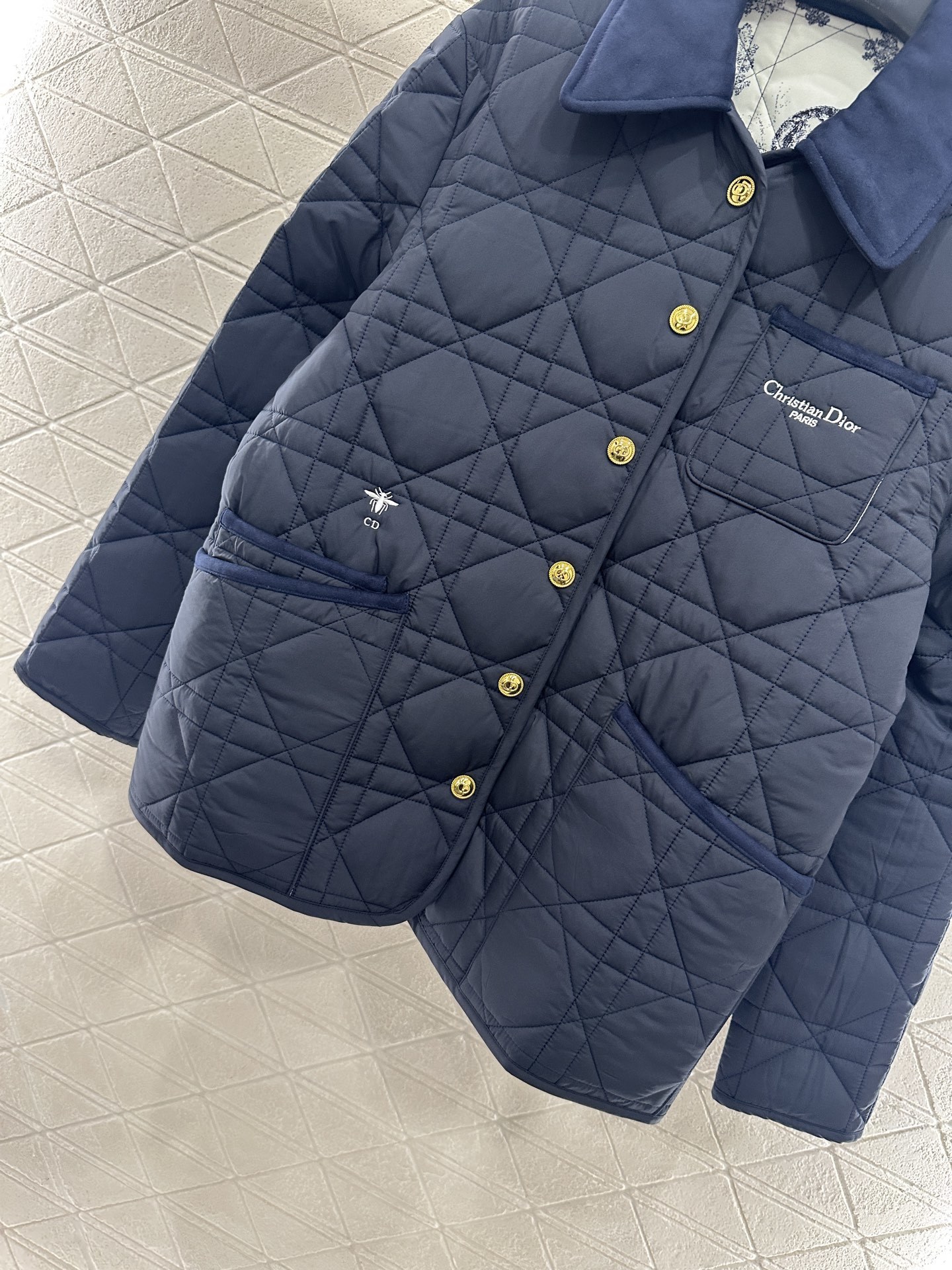 ♥Dio*♥2025新品上架 灯芯绒领藤格纹棉服外套定制YB防风防水尼龙材质,羽绒棉填充内里,整件轻盈保