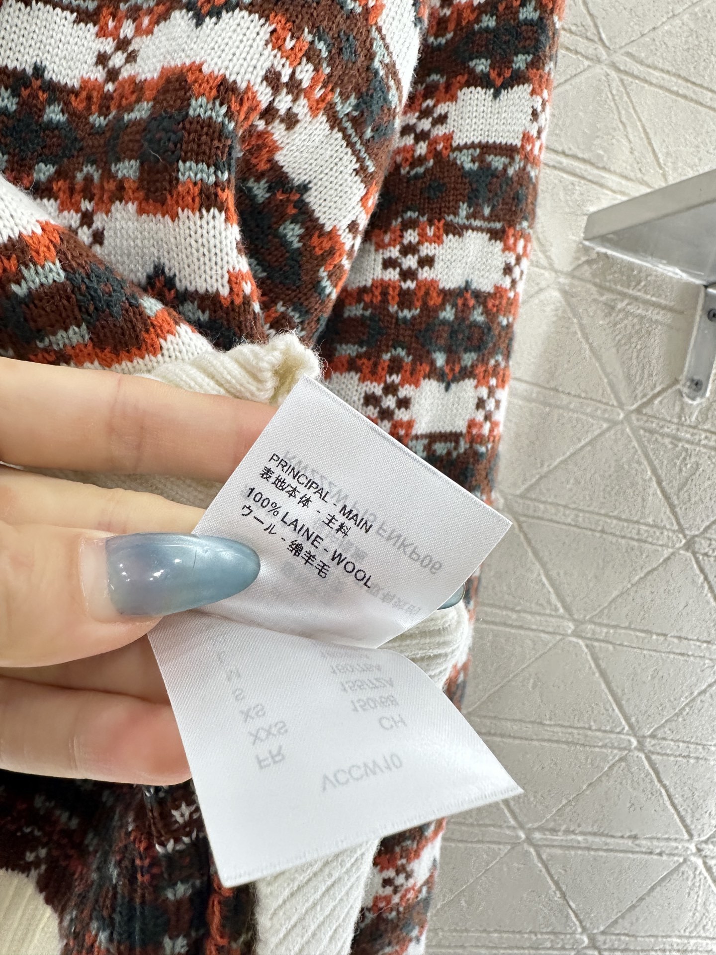 ♥Louis vuitto*♥2025新品上架 圆领针织套头毛衣定制YB羊毛纱线织造,质感光泽,柔软亲肤