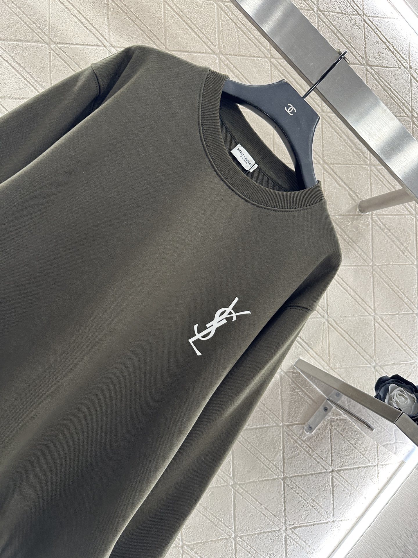 ♥Saint Laurrn*♥2025新品上架 圆领字母徽标卫衣定制YB原生全棉材质,久洗不易变形起球,