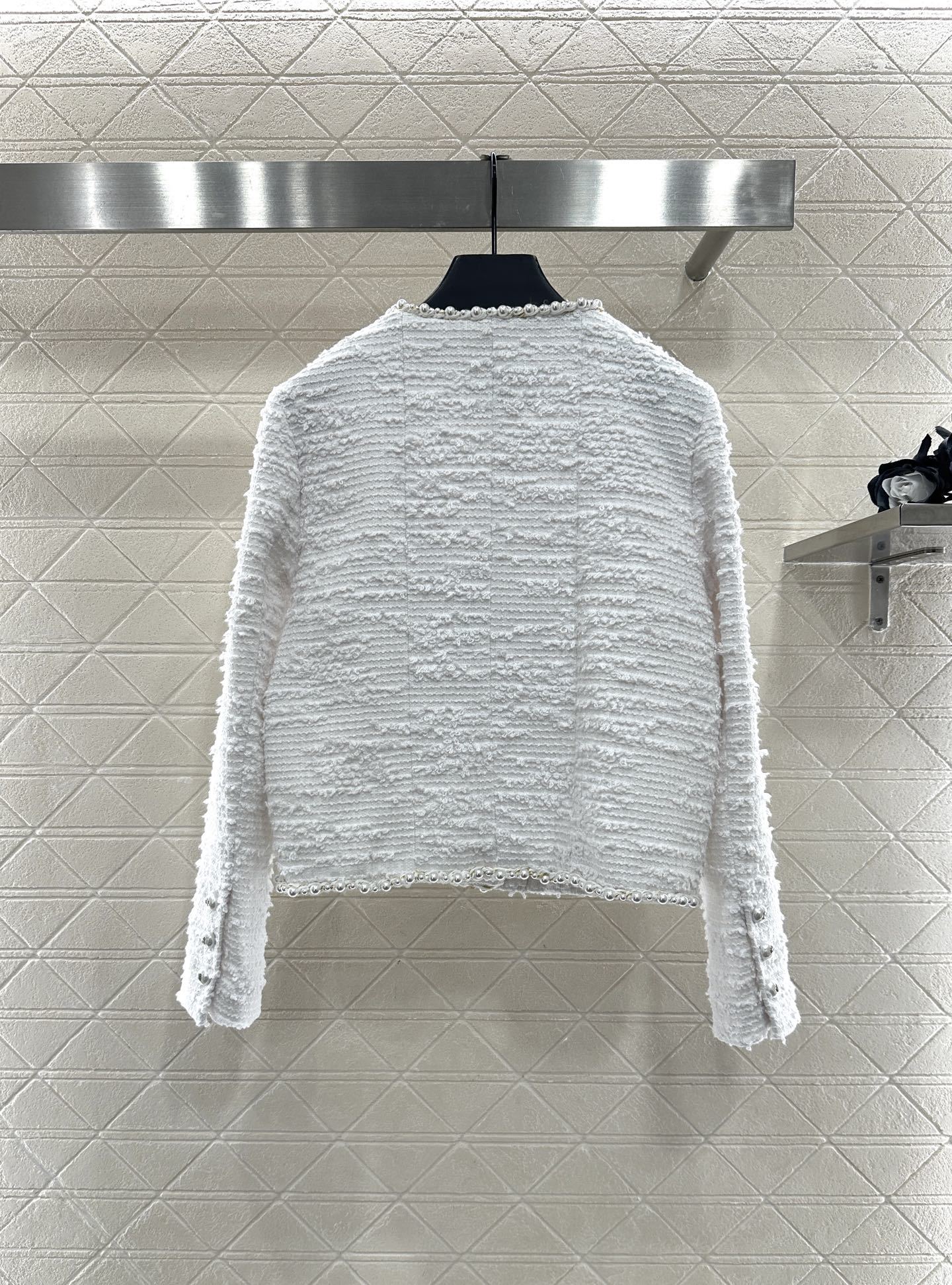 ♥Chane*♥2025新品上架 重工珍珠洋装外套定制YB进口粗纺羊毛呢材质,质感高级,品相十足,正肩垫