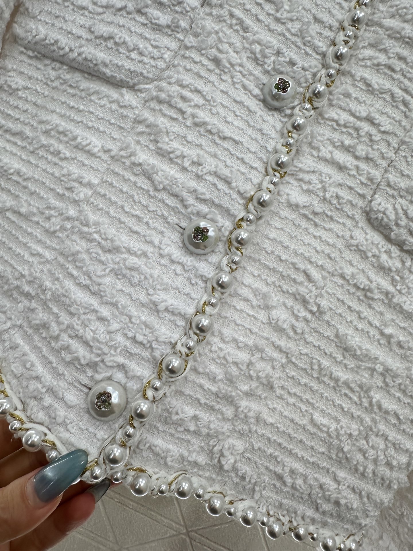 ♥Chane*♥2025新品上架 重工珍珠洋装外套定制YB进口粗纺羊毛呢材质,质感高级,品相十足,正肩垫