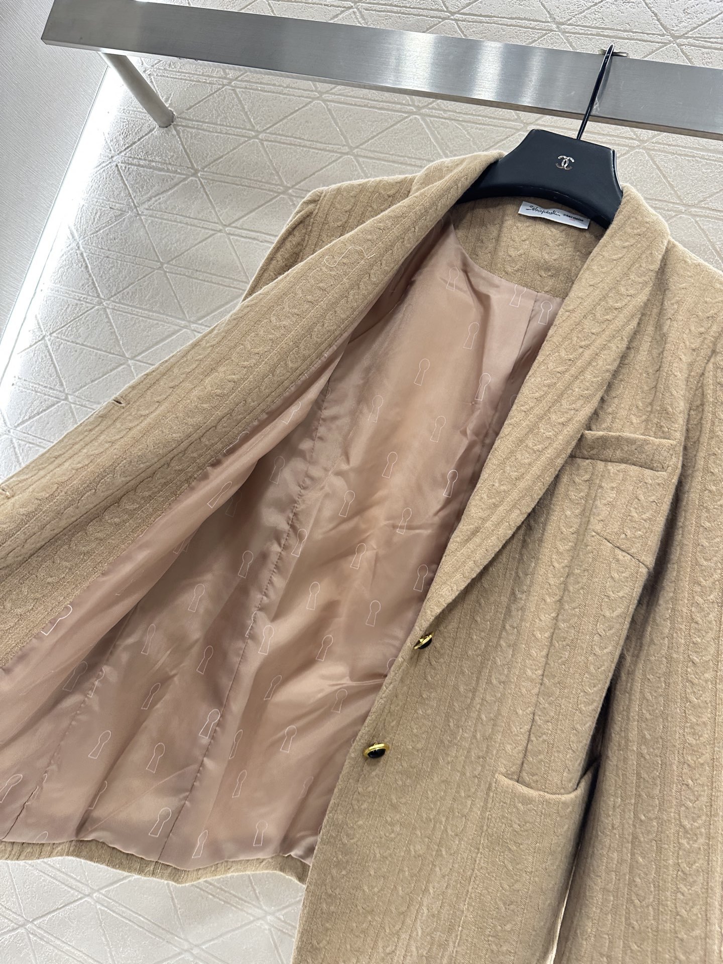 ♥Sch*♥2025新品上架 针织麻花西装外套定制YB进口棉毛材质,质感光泽,垂感更强,翻领正肩西装版型