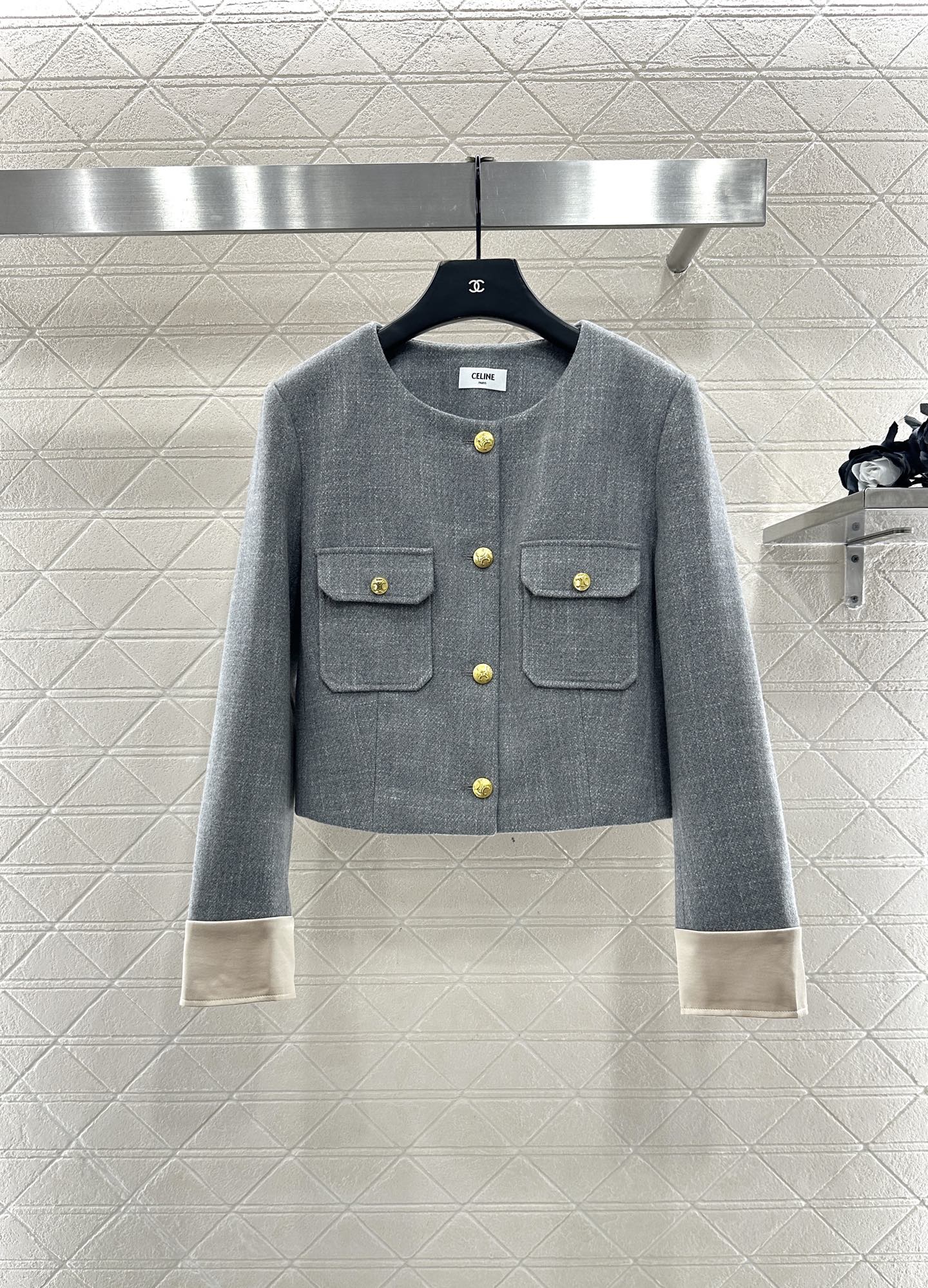 ♥Celin*♥2025新品上架 圆领拼接袖外套半裙套装定制YB进口精仿羊毛材质，肌理明显，质感上乘，高