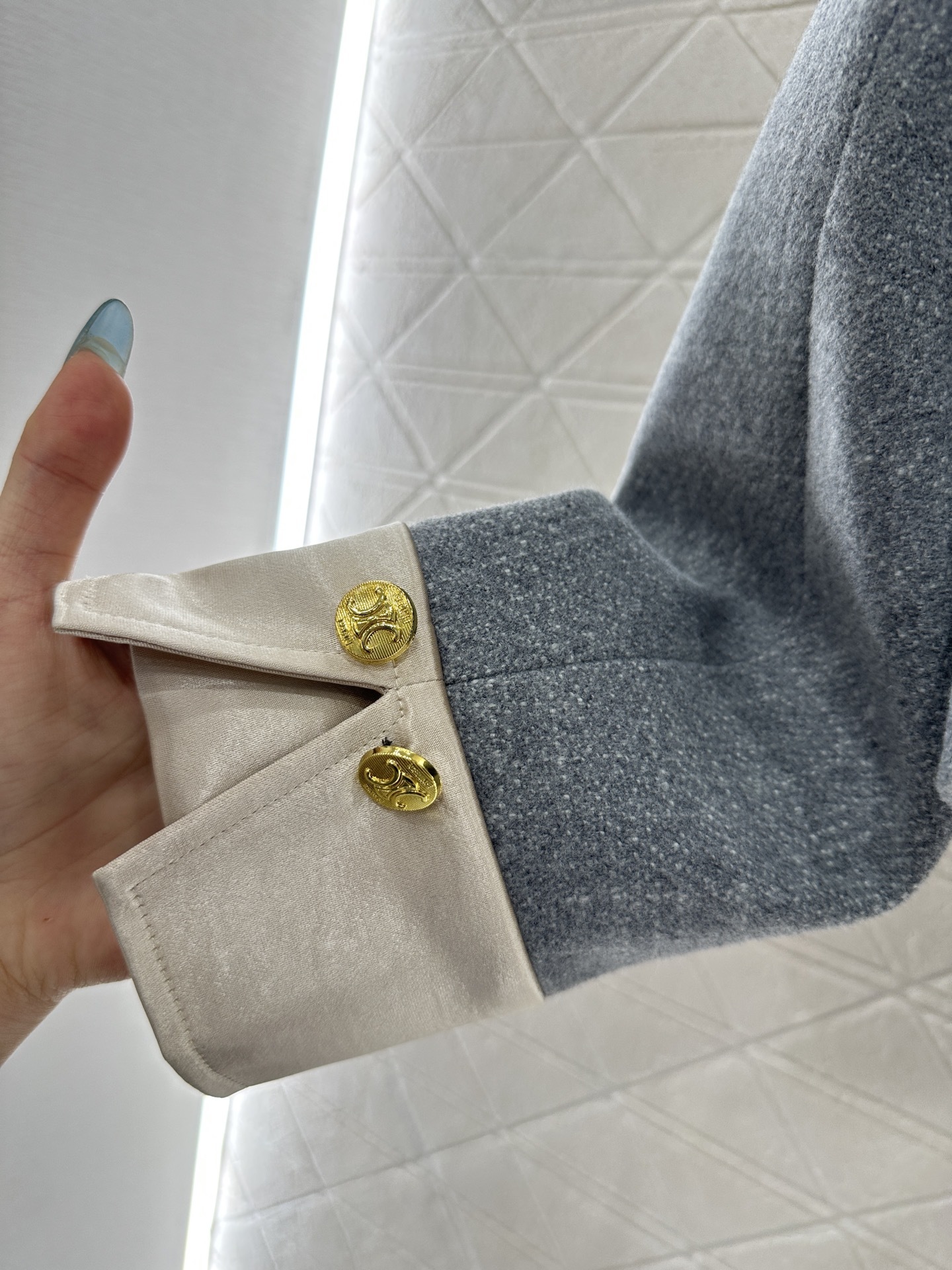 ♥Celin*♥2025新品上架 圆领拼接袖外套半裙套装定制YB进口精仿羊毛材质,肌理明显,质感上乘,高