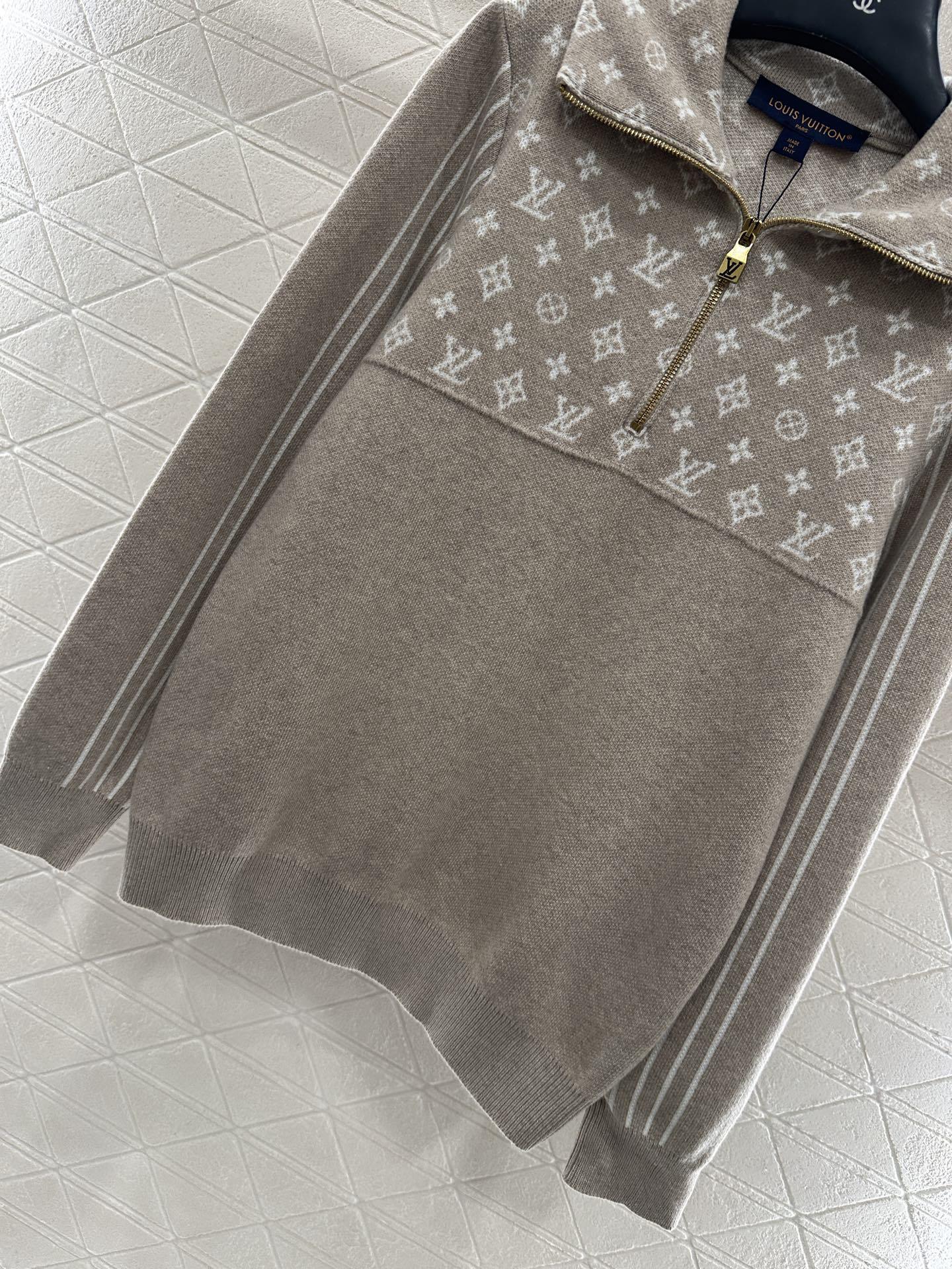 ♥Louis vuitto*♥2025新品上架 翻领拼接提花针织上衣定制YB羊毛纱线织造,柔软舒适,洋气