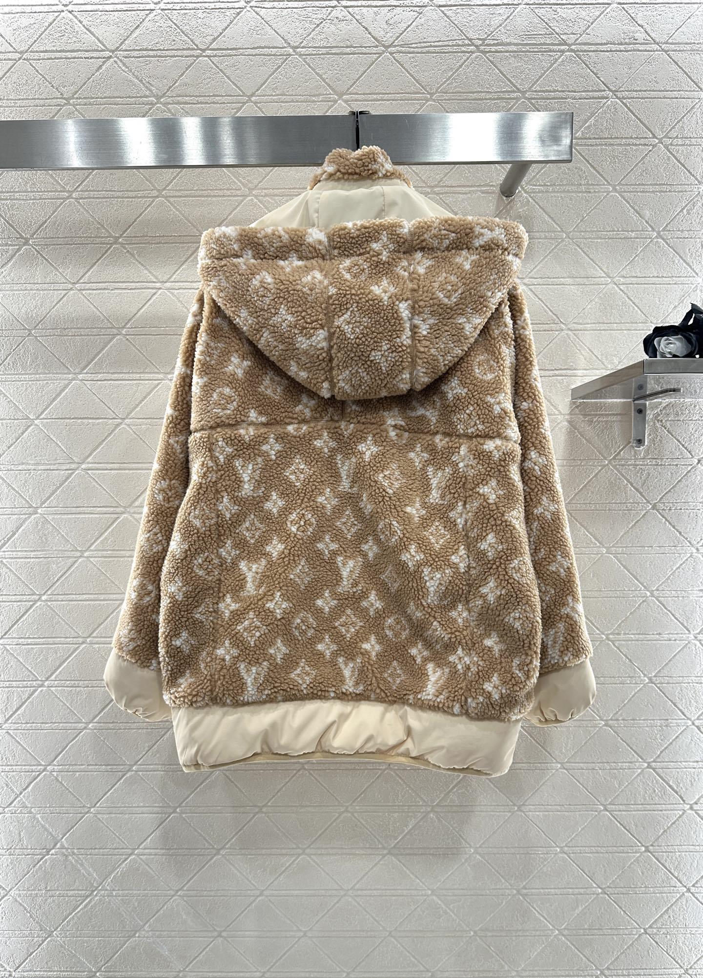 ♥Louis vuitto*♥2025新品上架 连帽泰迪羊羔外套定制YB泰迪羊羔绒材质,毛量充足,防风御