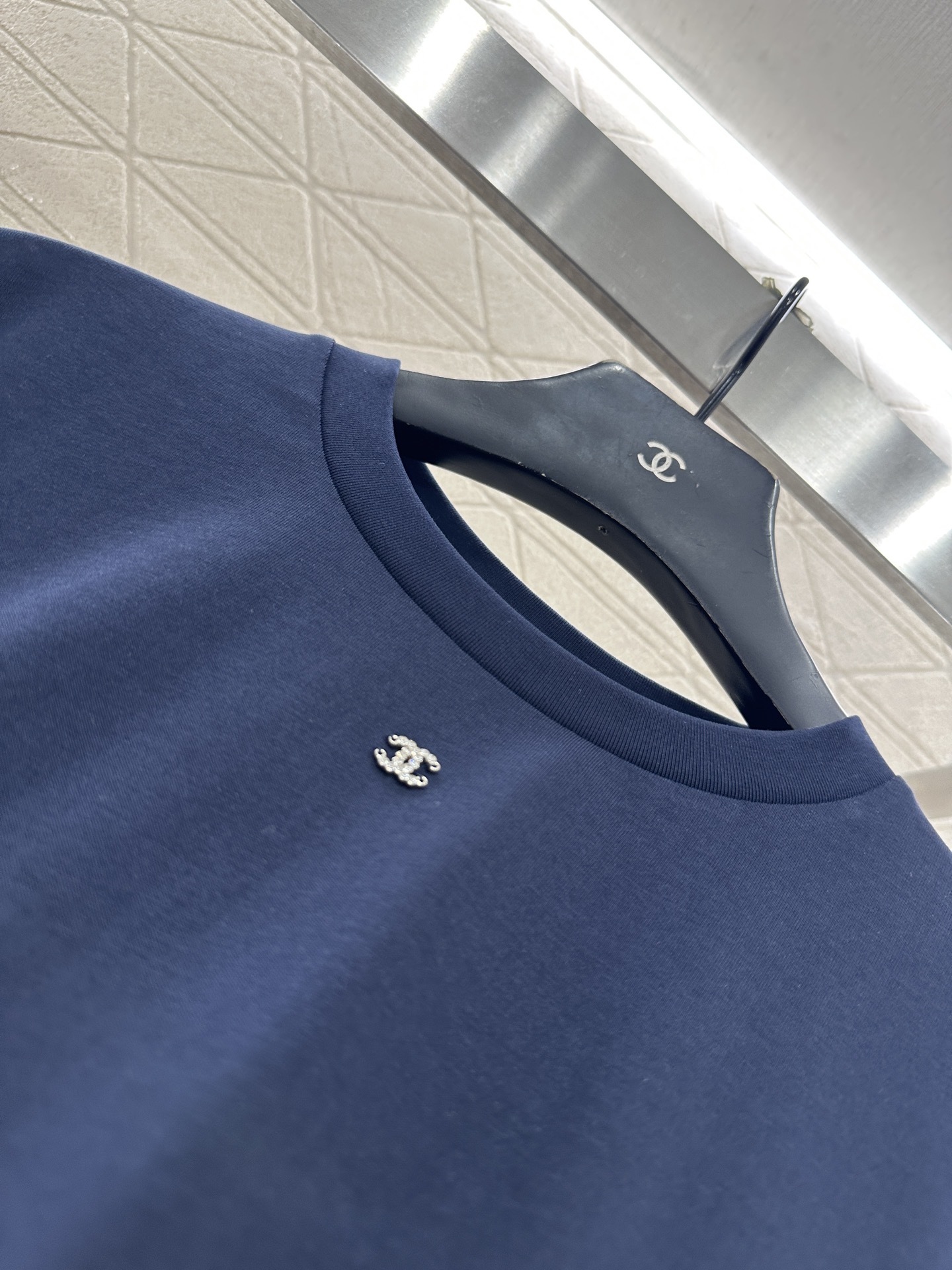 ♥Chane*♥2025新品上架 宽松徽标长袖上衣定制YB斜纹全棉材质,质感细腻,穿搭舒适,宽松长袖上衣