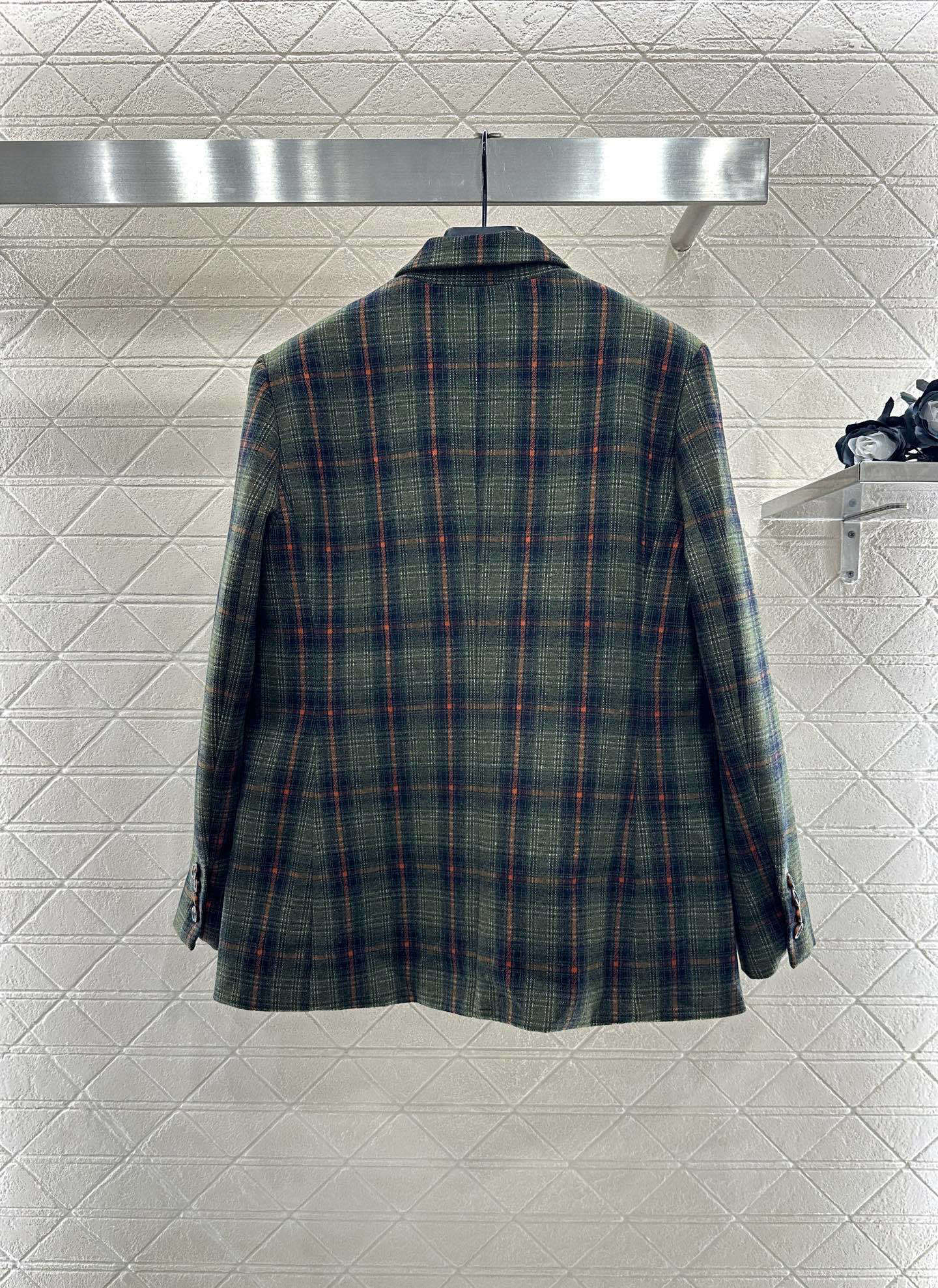 ♥Miumi*♥2025新品上架 格纹西装外套半裙套装定制YB进口人棉材质,质感高级,光泽感明显,翻领西