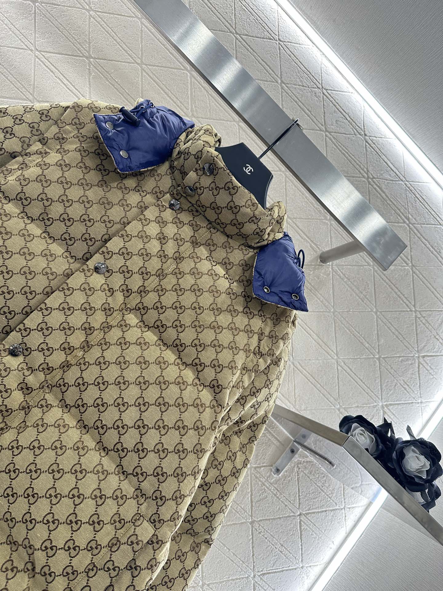 ♥Gucc*♥2025新品上架 可拆卸提花连帽羽绒服定制YB进口提花材质，白鹅绒填充内里，整件轻盈保暖，