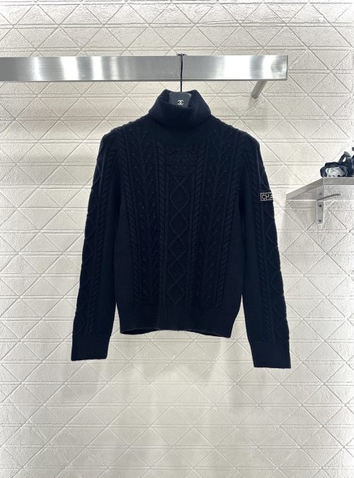 Chanel 2025 Cable-Knit Wool-Cashmere Blend Turtleneck Sweater 1 Chanel 2025 Cable-Knit Wool-Cashmere Blend Turtleneck Sweater