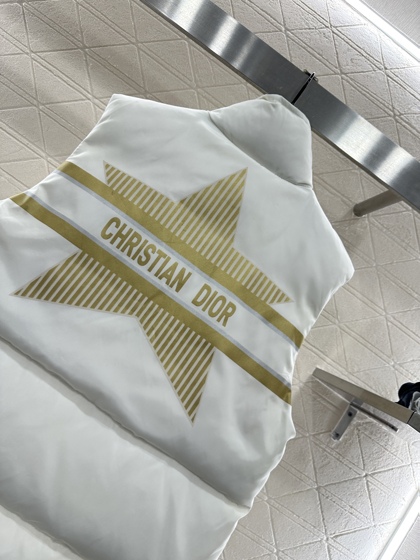 ♥Dio*♥2025新品上架 立领五角星羽绒马甲定制YB进口防风防水尼龙材质，羽绒填充内里，整件轻盈保暖