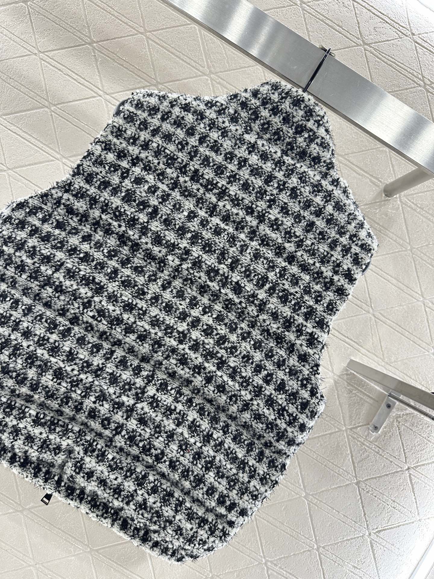 ♥Moncle*♥2025新品上架 立领毛呢羽绒马甲定制YB进口羊毛呢材质，其工艺还原，升级材质，提升秋