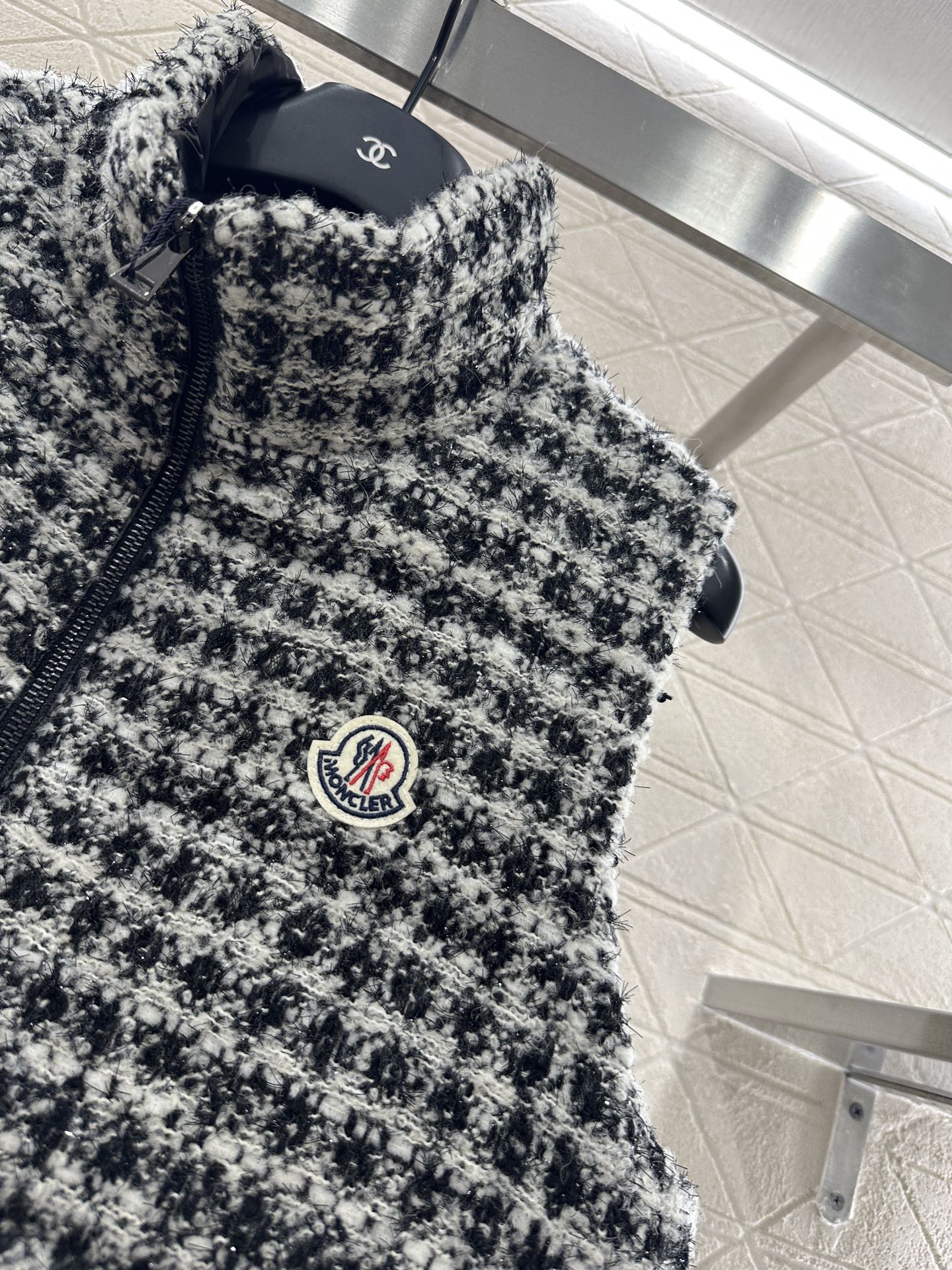 ♥Moncle*♥2025新品上架 立领毛呢羽绒马甲定制YB进口羊毛呢材质，其工艺还原，升级材质，提升秋