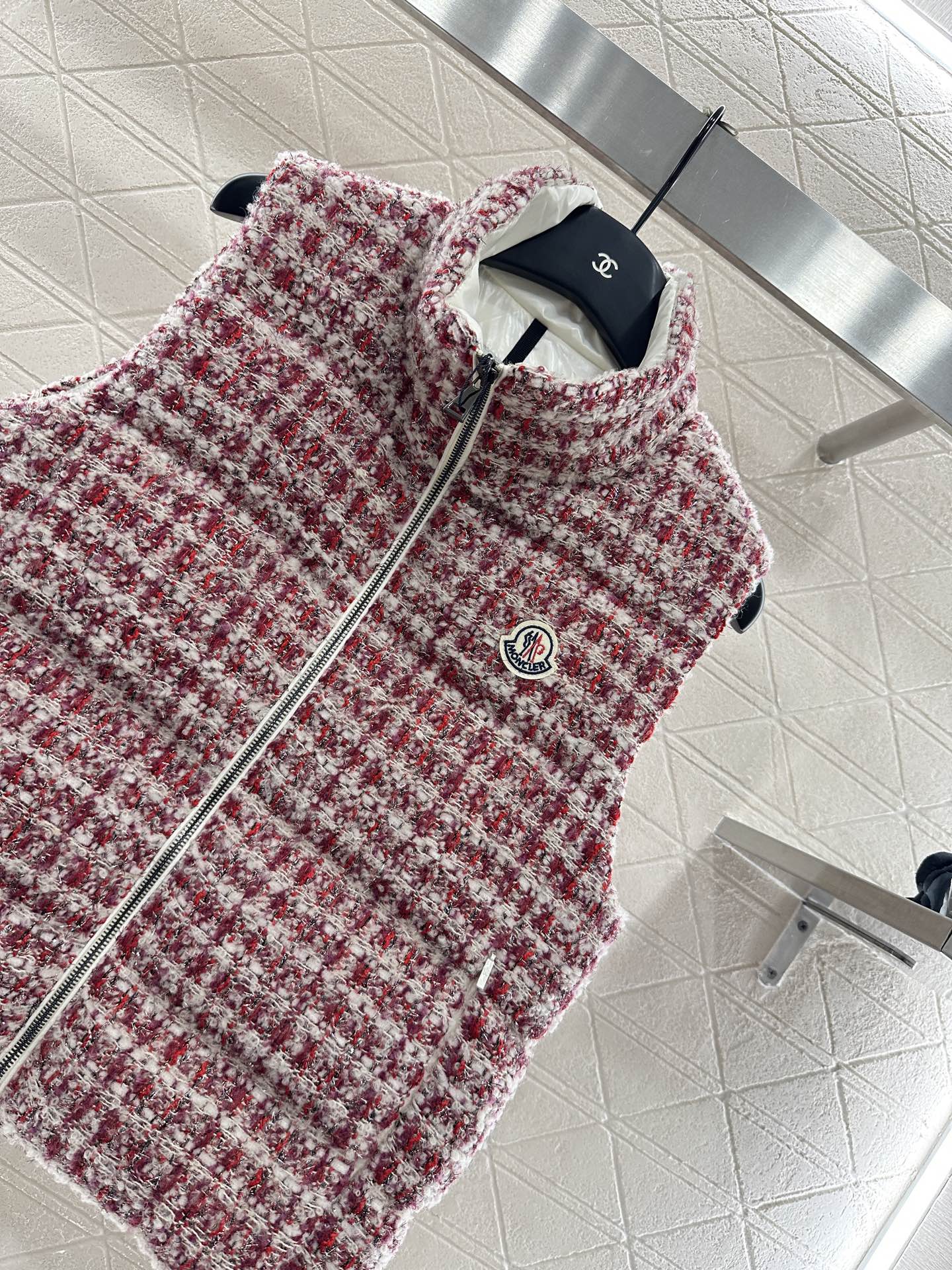 ♥Moncle*♥2025新品上架 立领毛呢羽绒马甲定制YB进口羊毛呢材质，其工艺还原，升级材质，提升秋