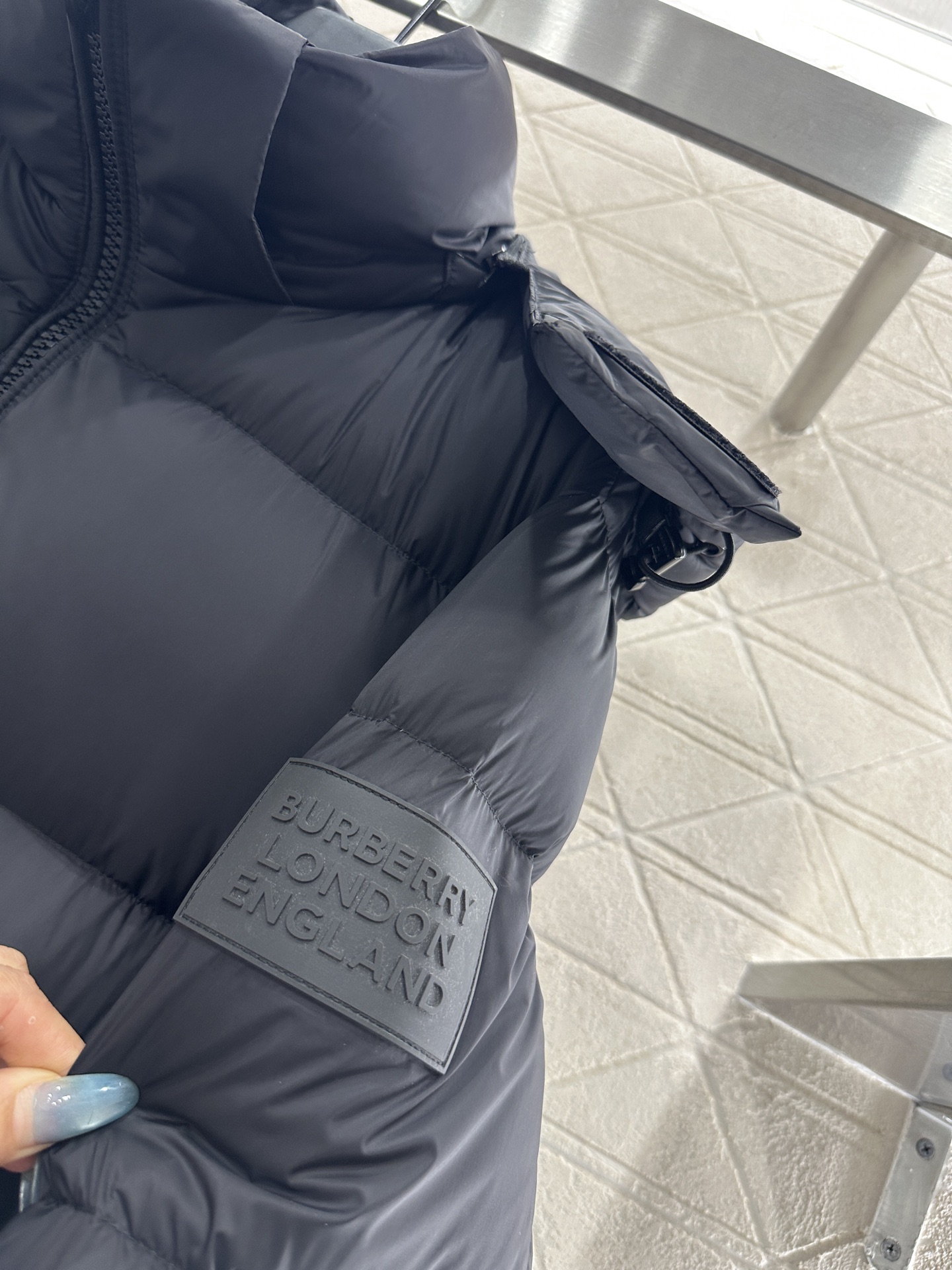 ♥BBR*♥2025新品上架 可拆卸连帽羽绒服定制YB进口防风防水尼龙材质，其工艺还原，升级材质，提升秋