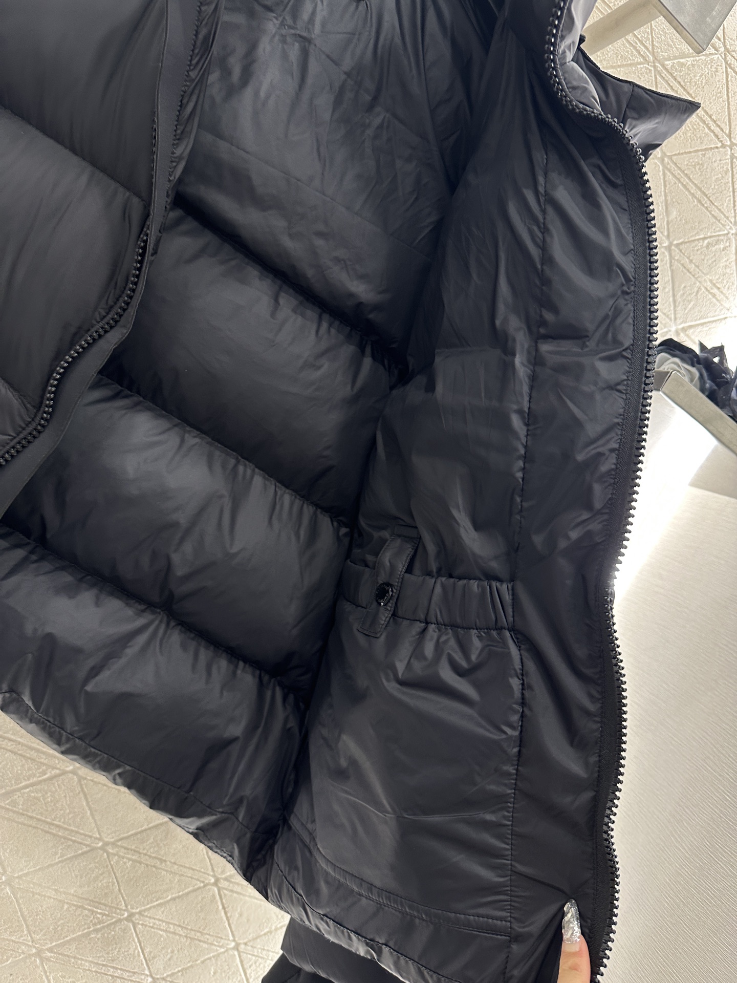 ♥BBR*♥2025新品上架 可拆卸连帽羽绒服定制YB进口防风防水尼龙材质，其工艺还原，升级材质，提升秋