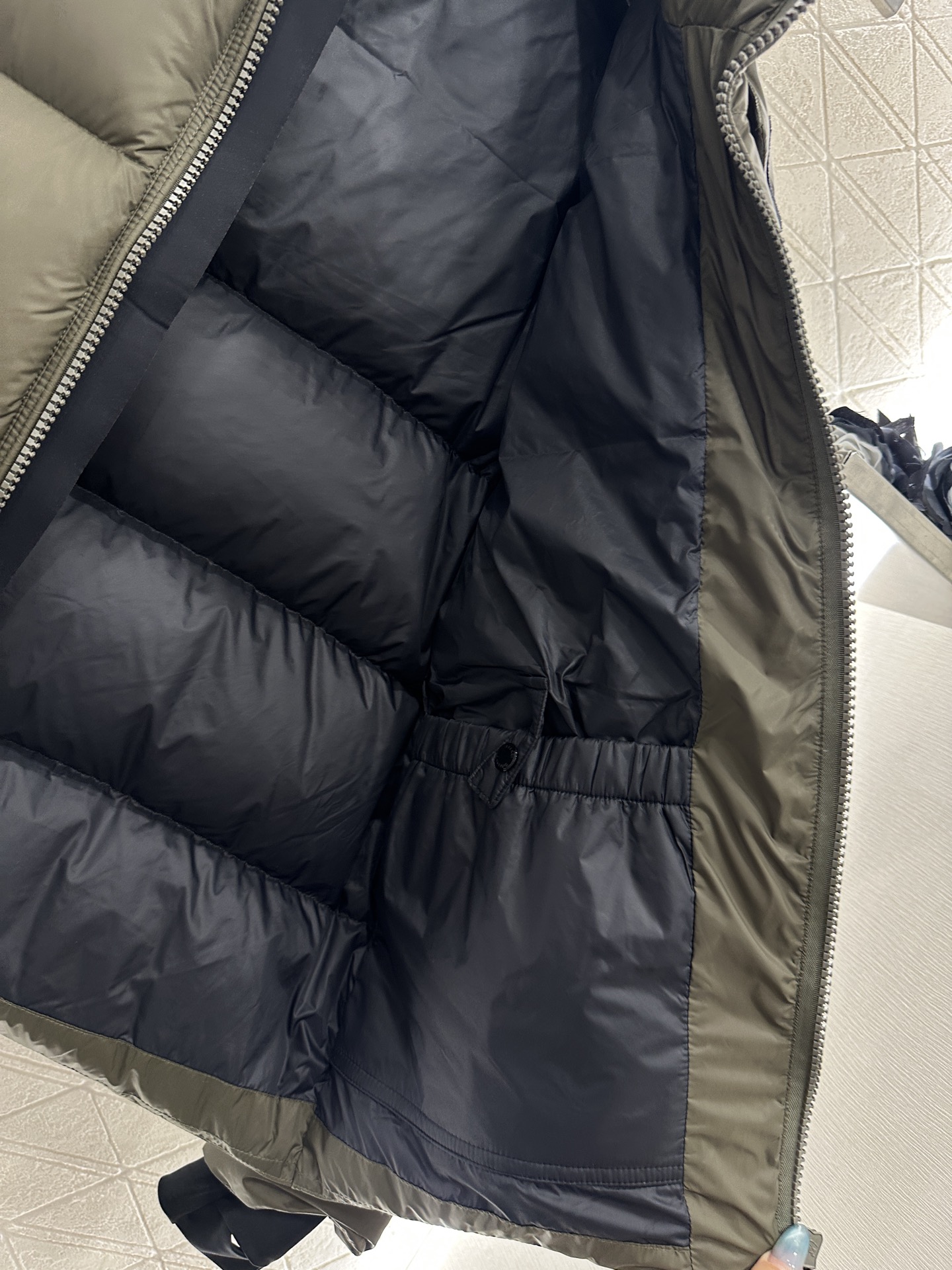 ♥BBR*♥2025新品上架 可拆卸连帽羽绒服定制YB进口防风防水尼龙材质，其工艺还原，升级材质，提升秋