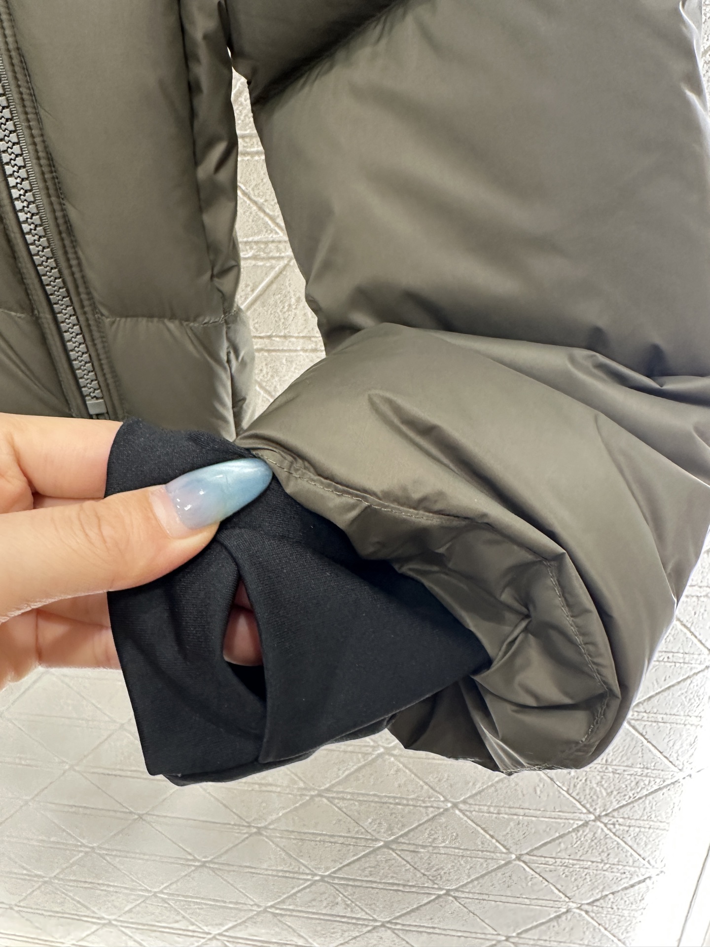 ♥BBR*♥2025新品上架 可拆卸连帽羽绒服定制YB进口防风防水尼龙材质，其工艺还原，升级材质，提升秋