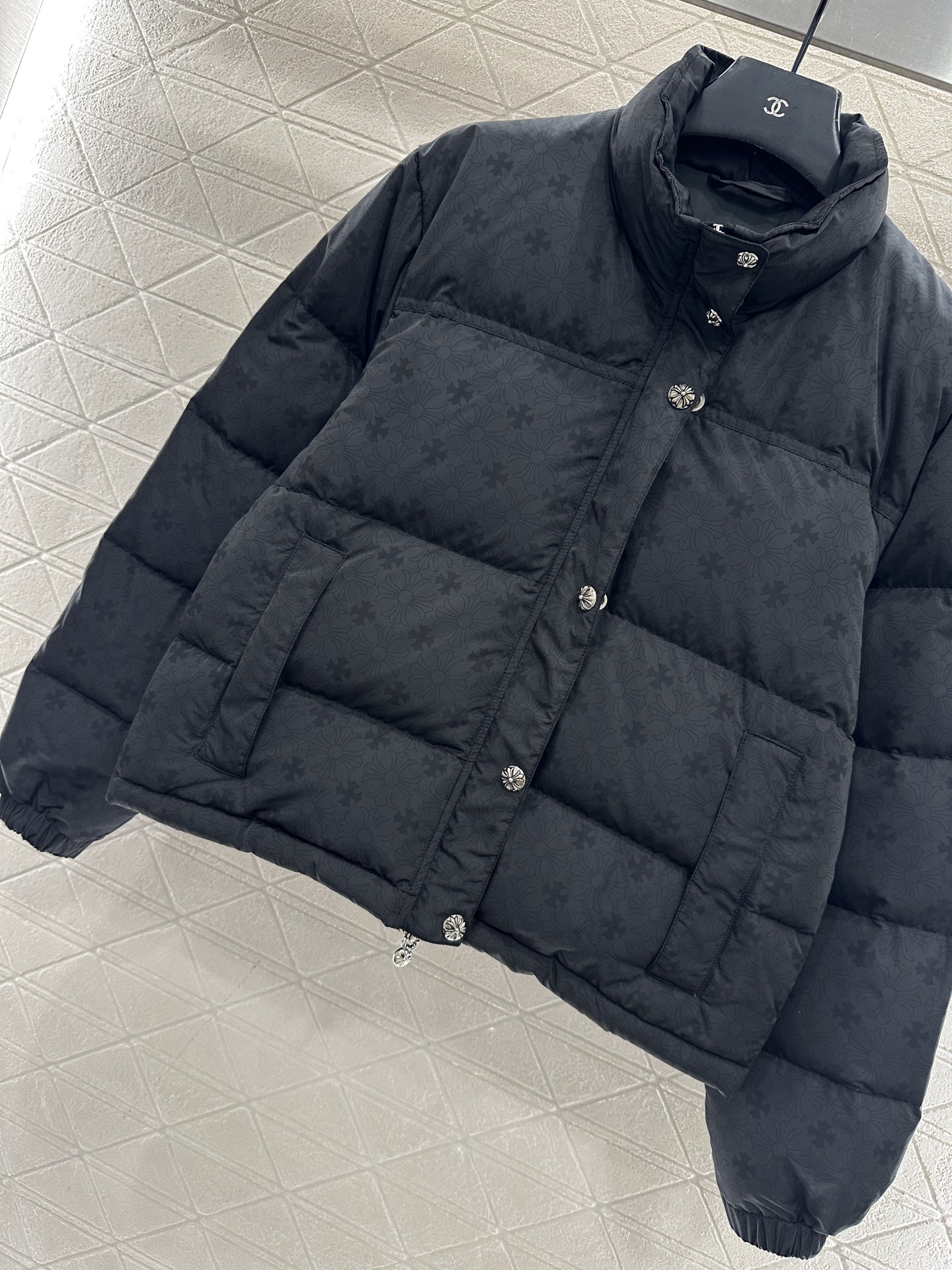 ♥Chrome heart*♥2025新品上架 十字架印花羽绒外套定制YB防风防水尼龙材质，白鹅绒填充内