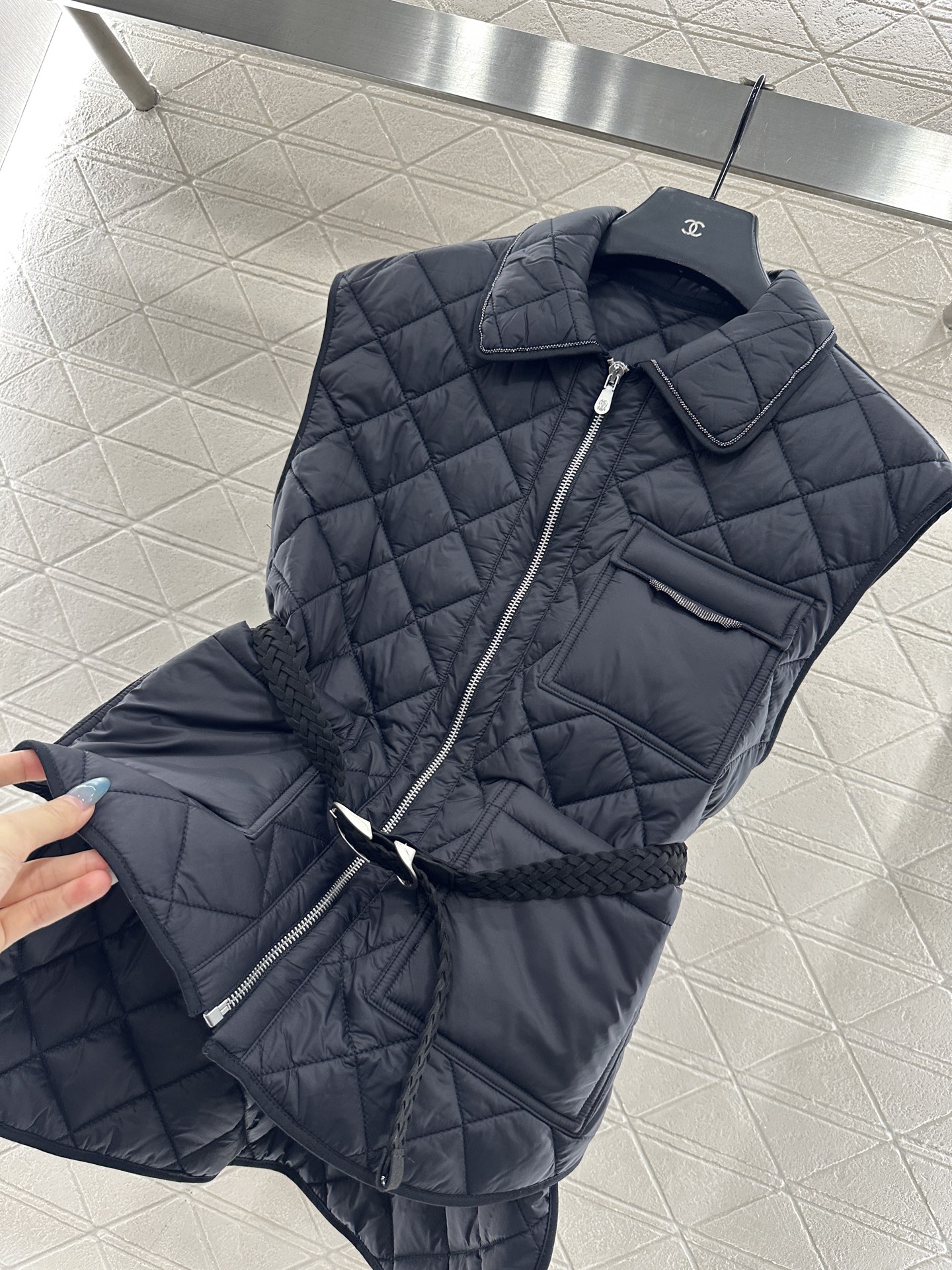 ♥Brunello Cucin*♥2025新品上架 腰带翻领棉服马甲定制YB进口防风防水尼龙材质，羽绒棉