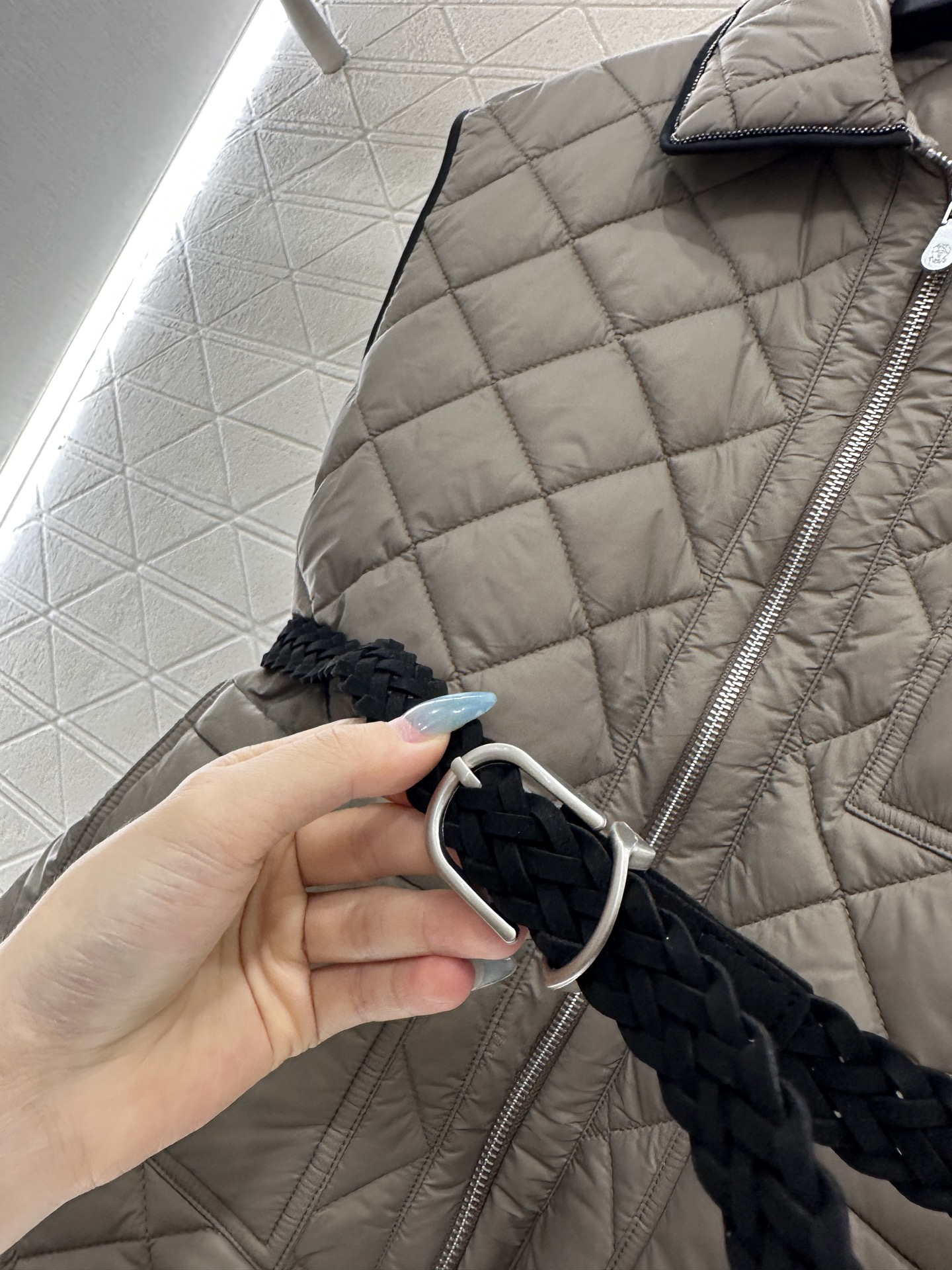 ♥Brunello Cucin*♥2025新品上架 腰带翻领棉服马甲定制YB进口防风防水尼龙材质，羽绒棉