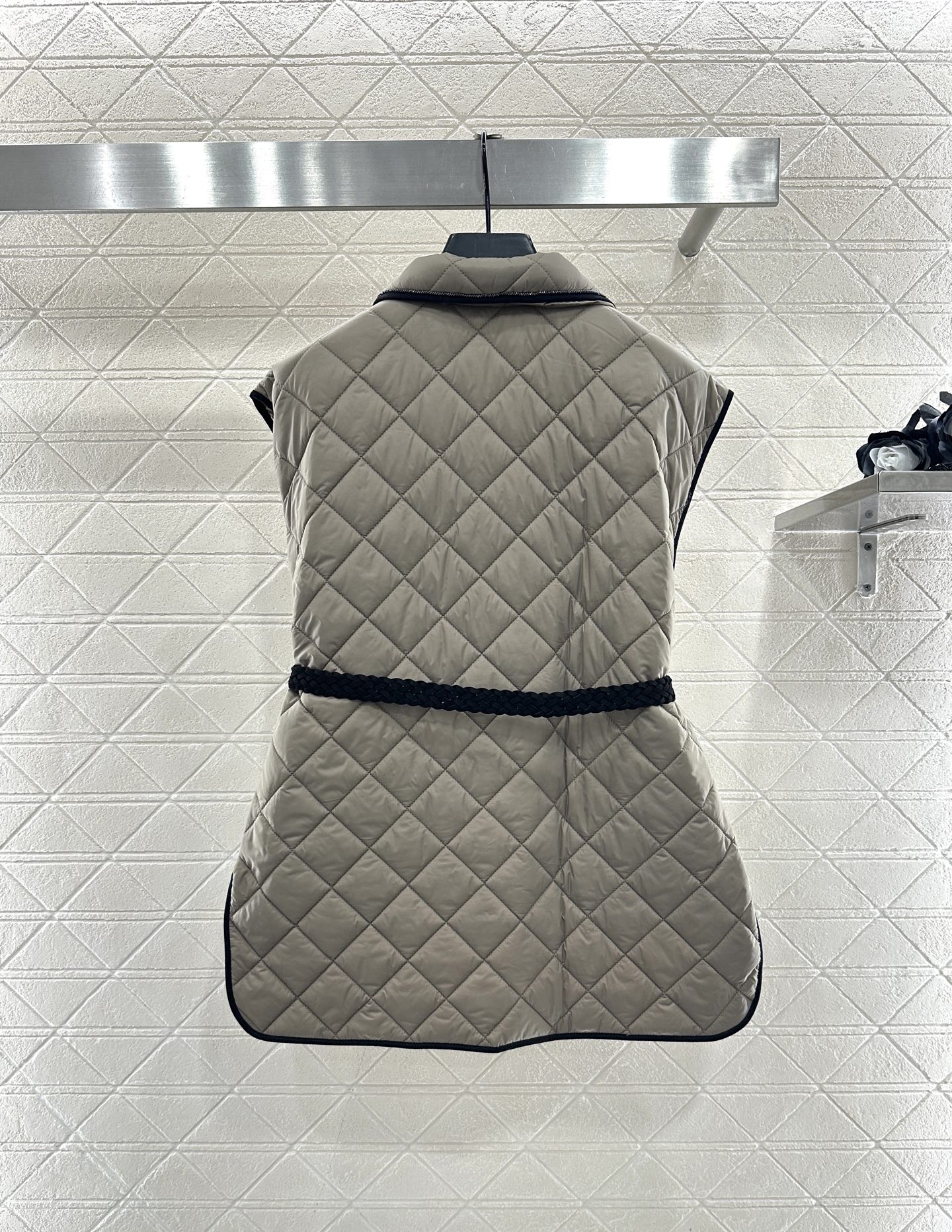 ♥Brunello Cucin*♥2025新品上架 腰带翻领棉服马甲定制YB进口防风防水尼龙材质，羽绒棉