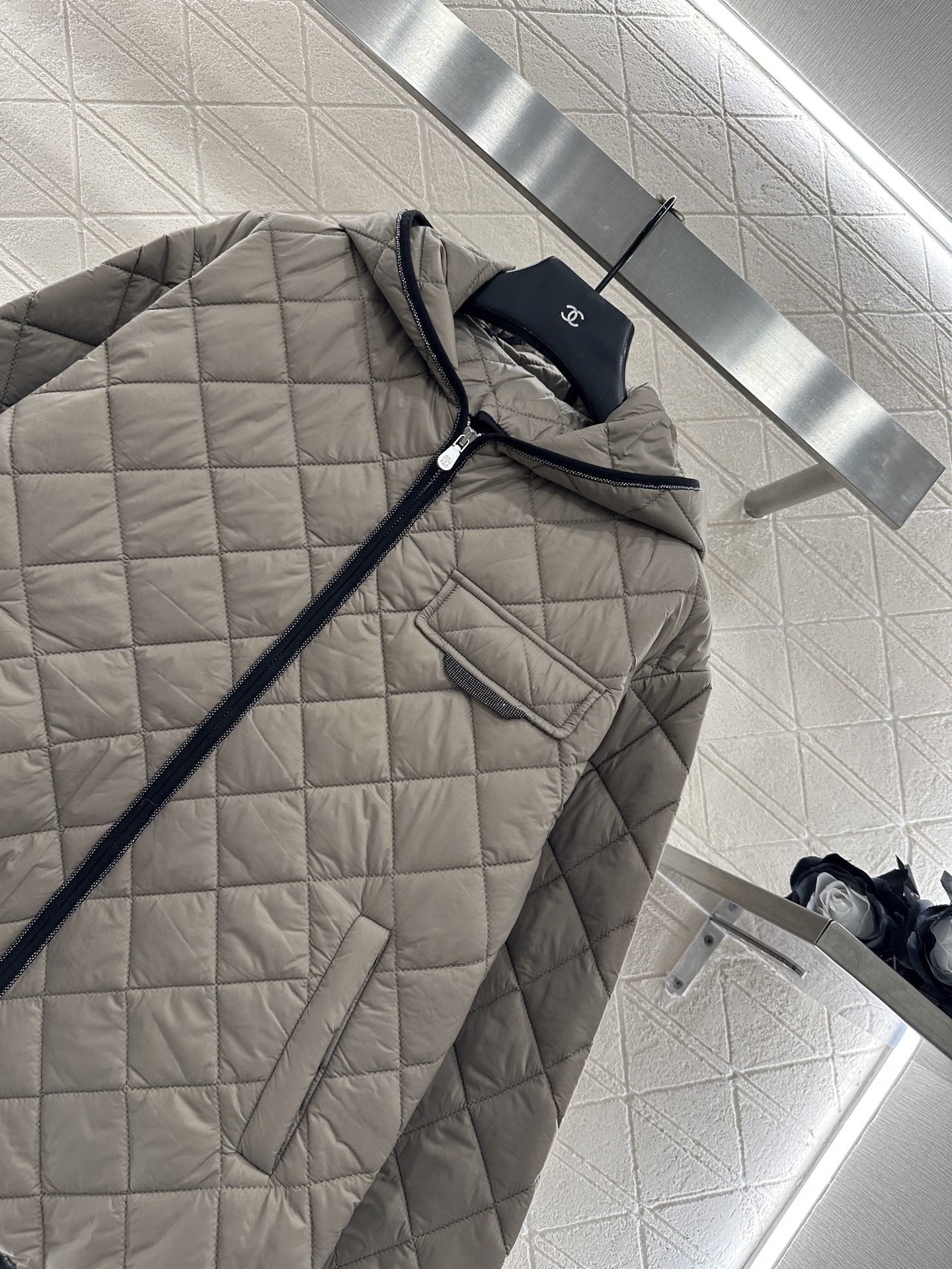 ♥Brunello Cucin*♥2025新品上架 撞色包边连帽棉服外套定制YB进口防风防水尼龙材质，羽