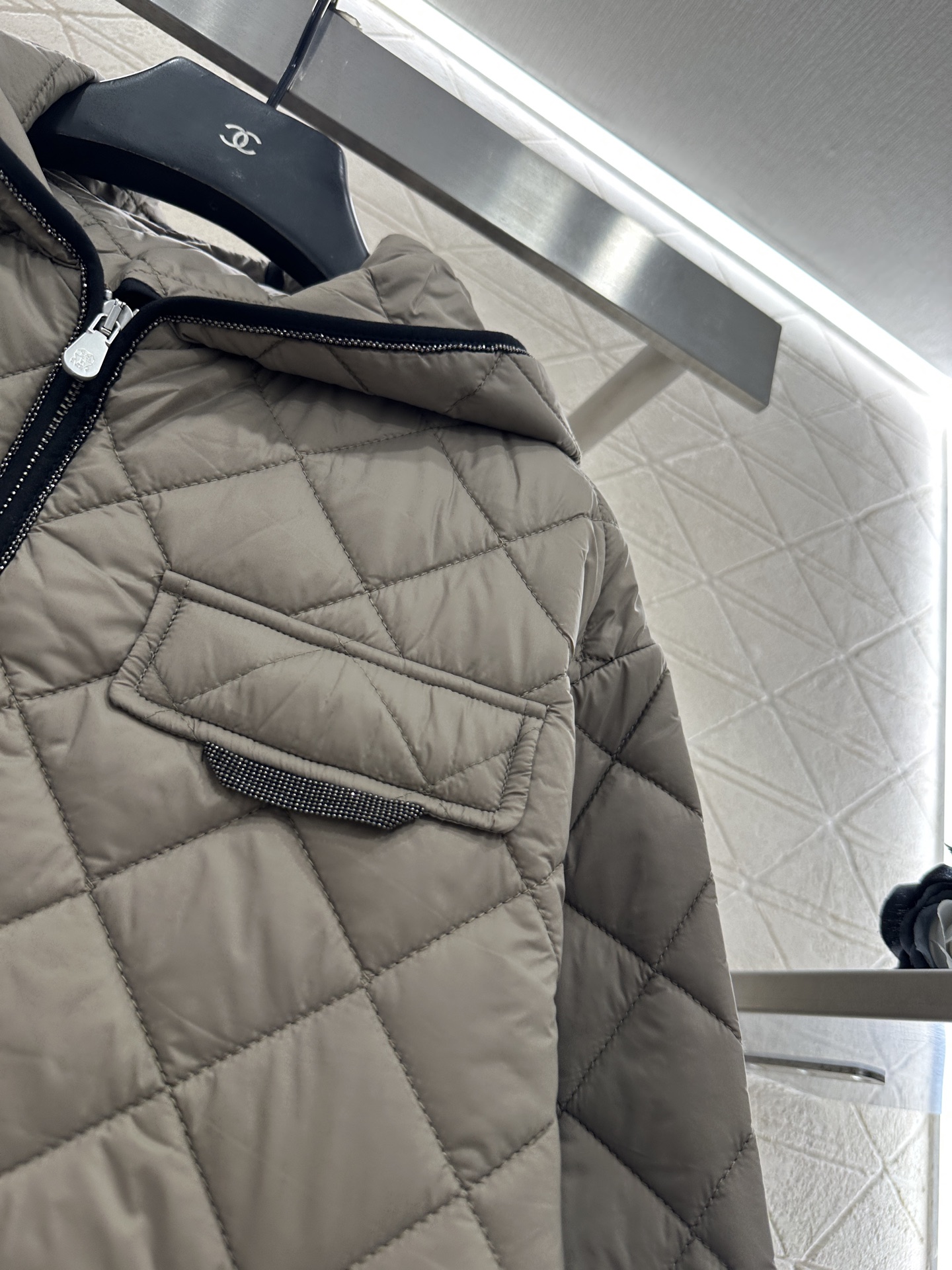 ♥Brunello Cucin*♥2025新品上架 撞色包边连帽棉服外套定制YB进口防风防水尼龙材质，羽