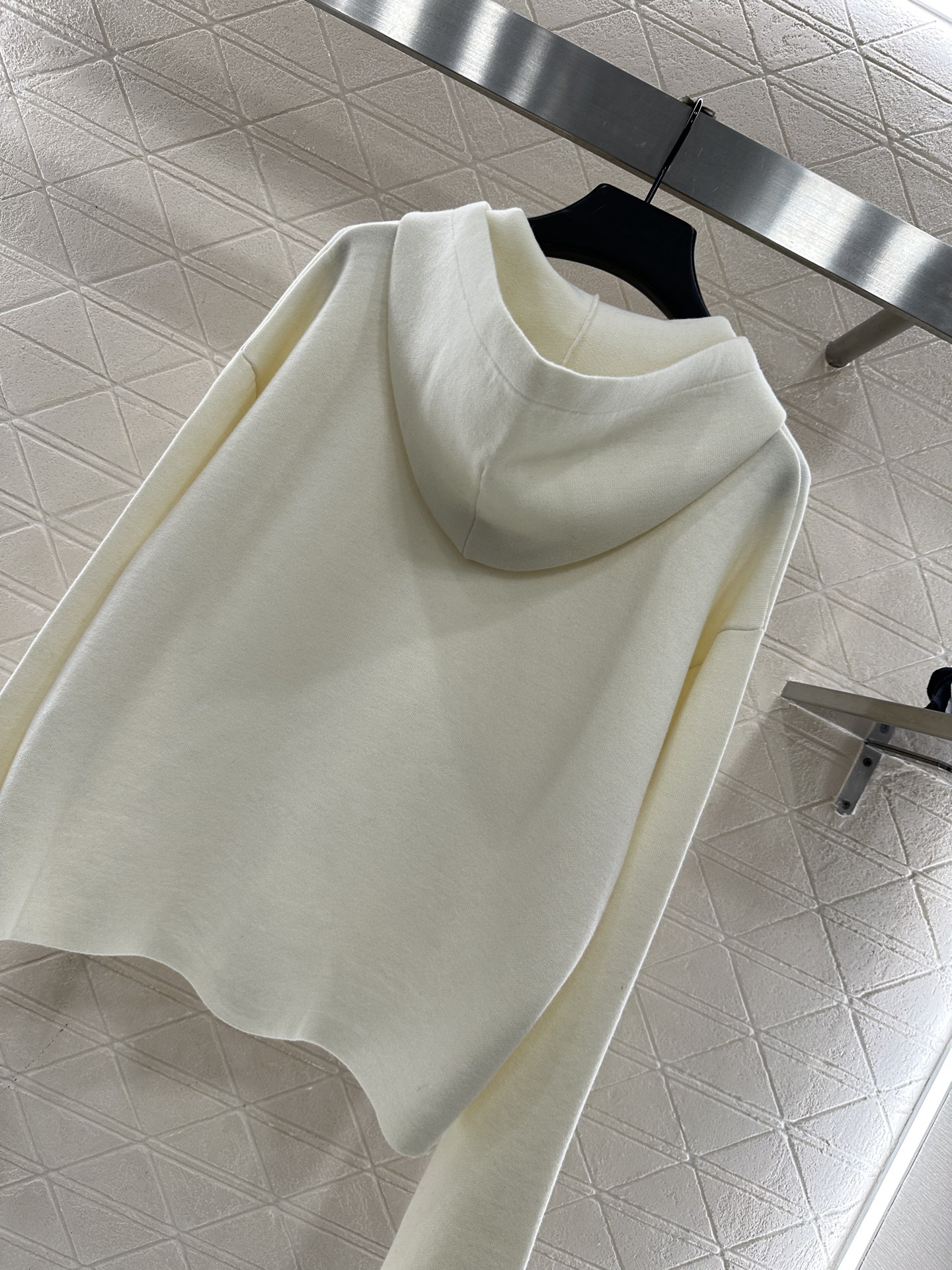 ♥Loew*♥2025新品上架 连帽拉链针织外套定制YB羊毛纱线材质，舒适透气，垂顺有型，连帽针织拉链外