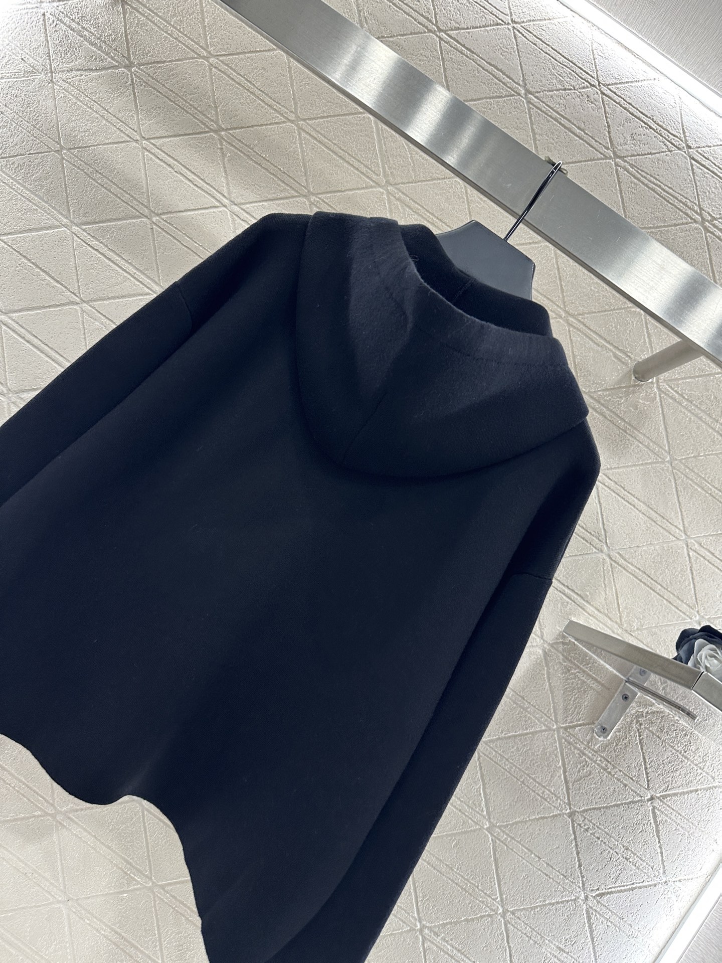 ♥Loew*♥2025新品上架 连帽拉链针织外套定制YB羊毛纱线材质，舒适透气，垂顺有型，连帽针织拉链外