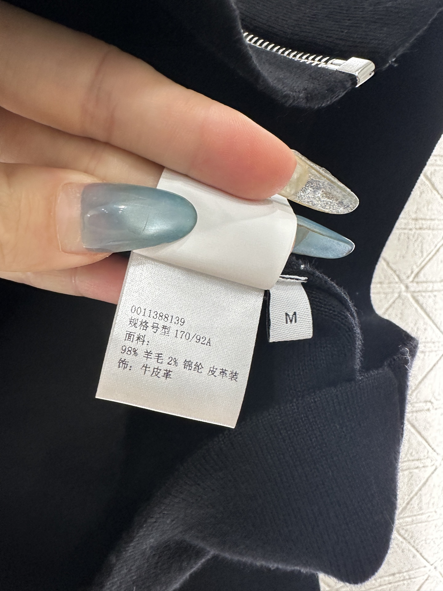 ♥Loew*♥2025新品上架 连帽拉链针织外套定制YB羊毛纱线材质，舒适透气，垂顺有型，连帽针织拉链外