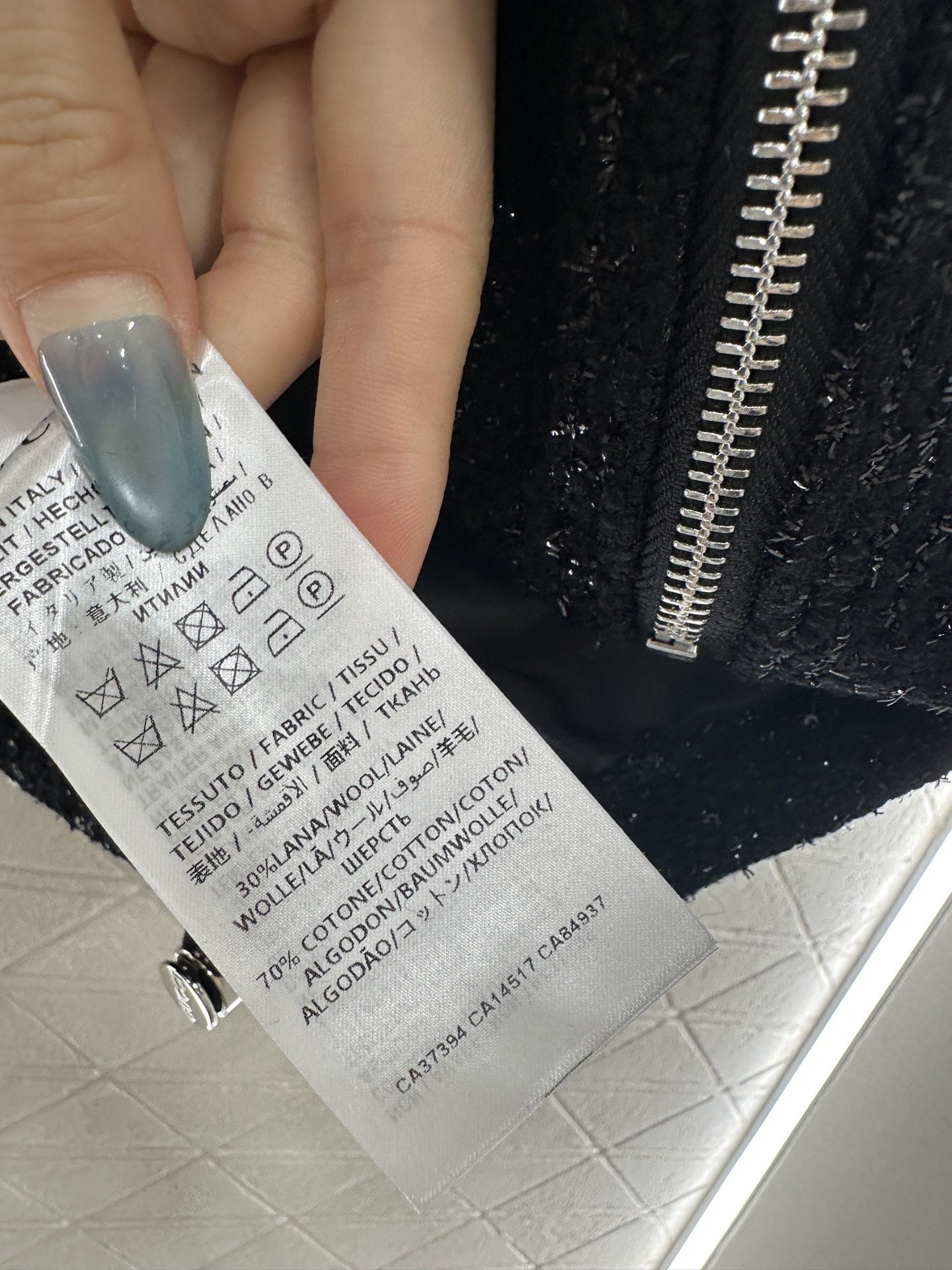 ♥Gucc*♥2025新品上架 拼接毛呢夹克外套定制YB进口羊毛呢材质，肌理明显，质感高级，拉链夹克外套