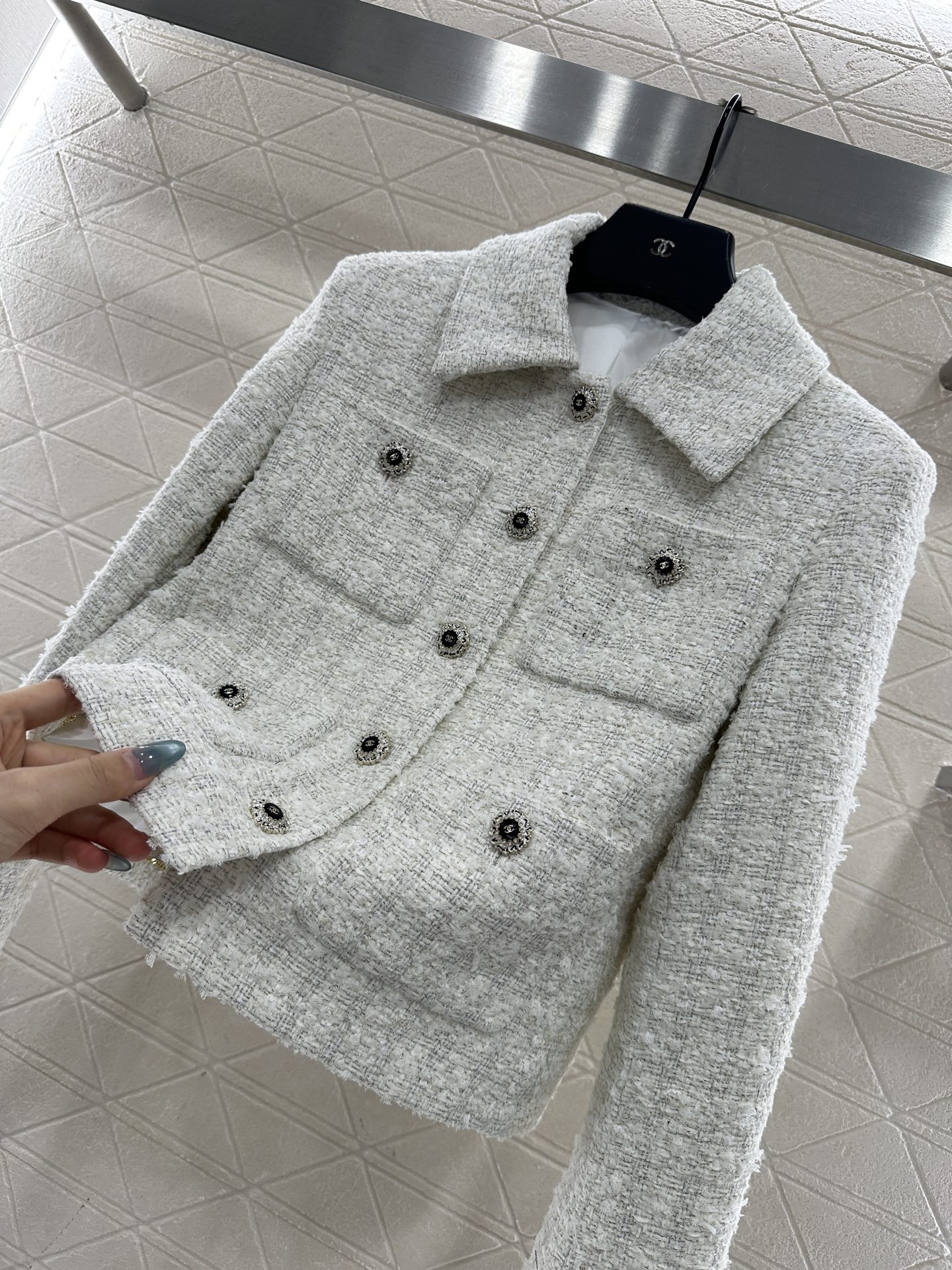 ♥Chane*♥2025新品上架 格纹粗花呢翻领洋装外套定制YB进口粗纺羊毛呢材质，肌理明显，质感上乘，