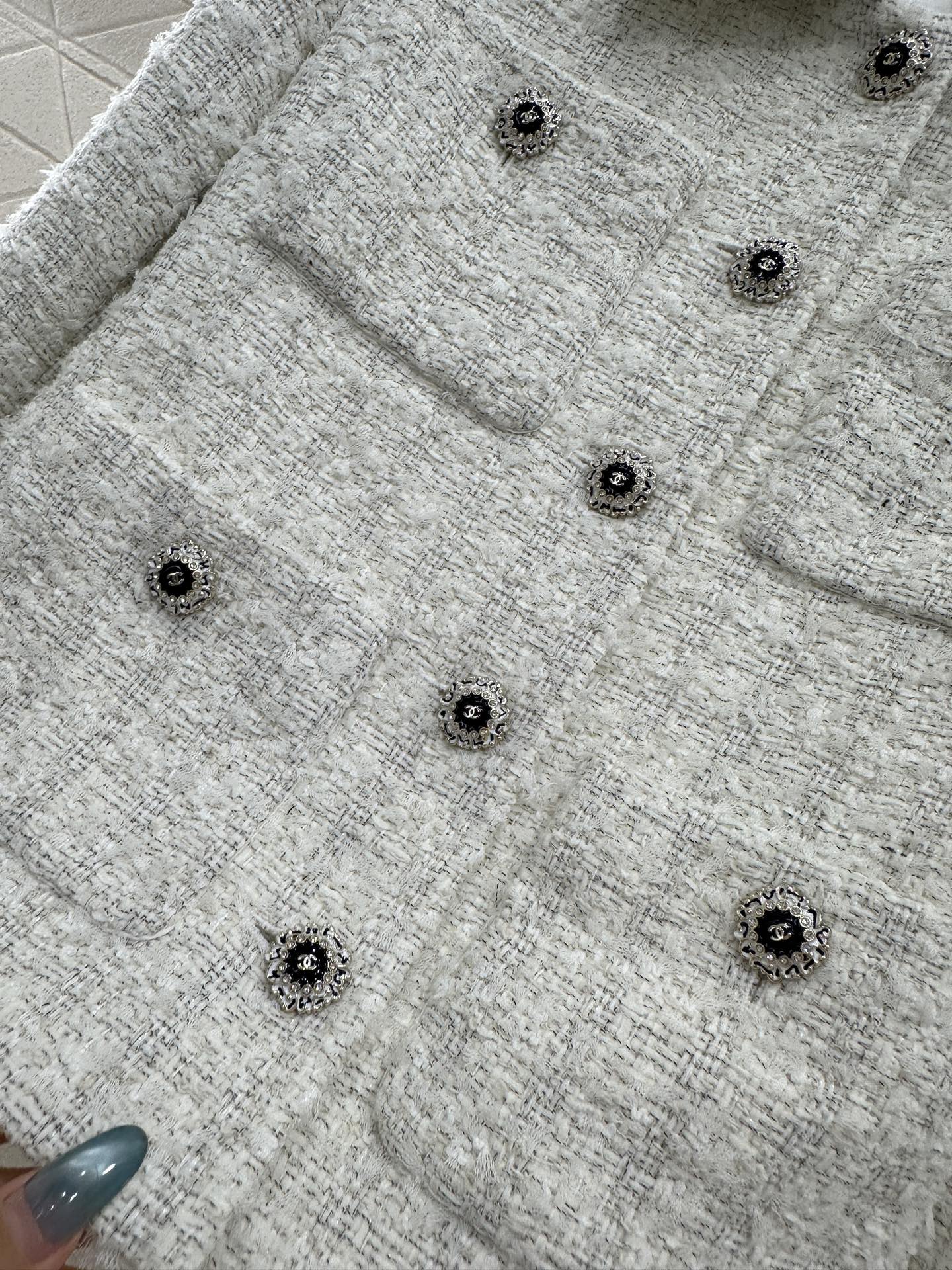 ♥Chane*♥2025新品上架 格纹粗花呢翻领洋装外套定制YB进口粗纺羊毛呢材质，肌理明显，质感上乘，