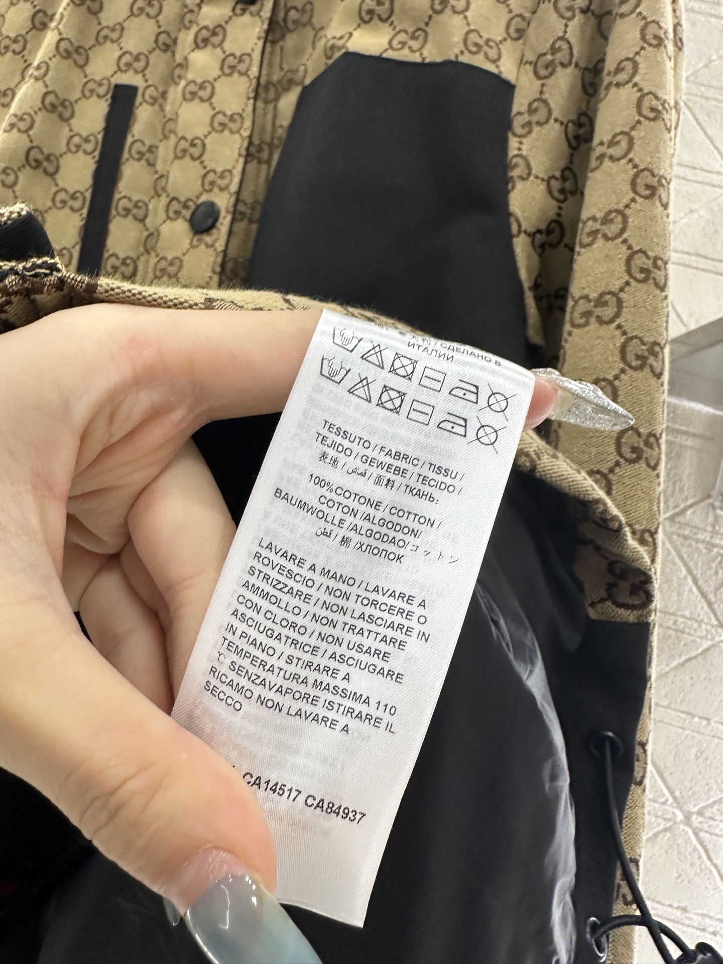 ♥Gucc*♥2025新品上架 连帽腰带提花棉服外套定制YB进口提花材质，挺括有型，质感高级，内里衔棉处