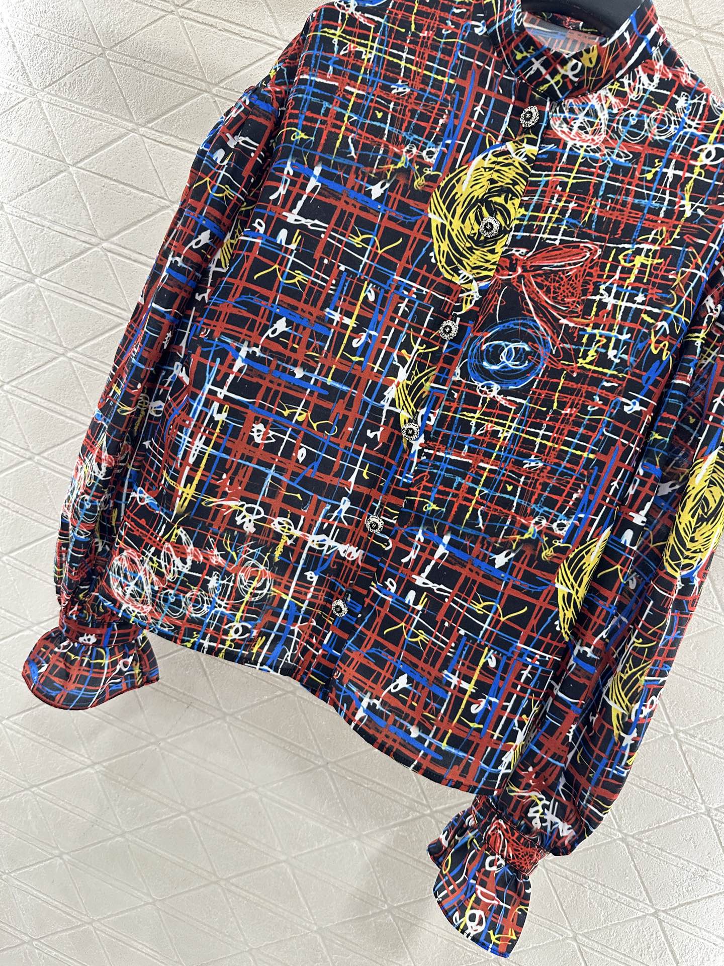 ♥Chane*♥2025新品上架 活性印花灯笼袖衬衫定制YB进口丝绵材质，质感光泽，垂顺有型，立领长袖衬