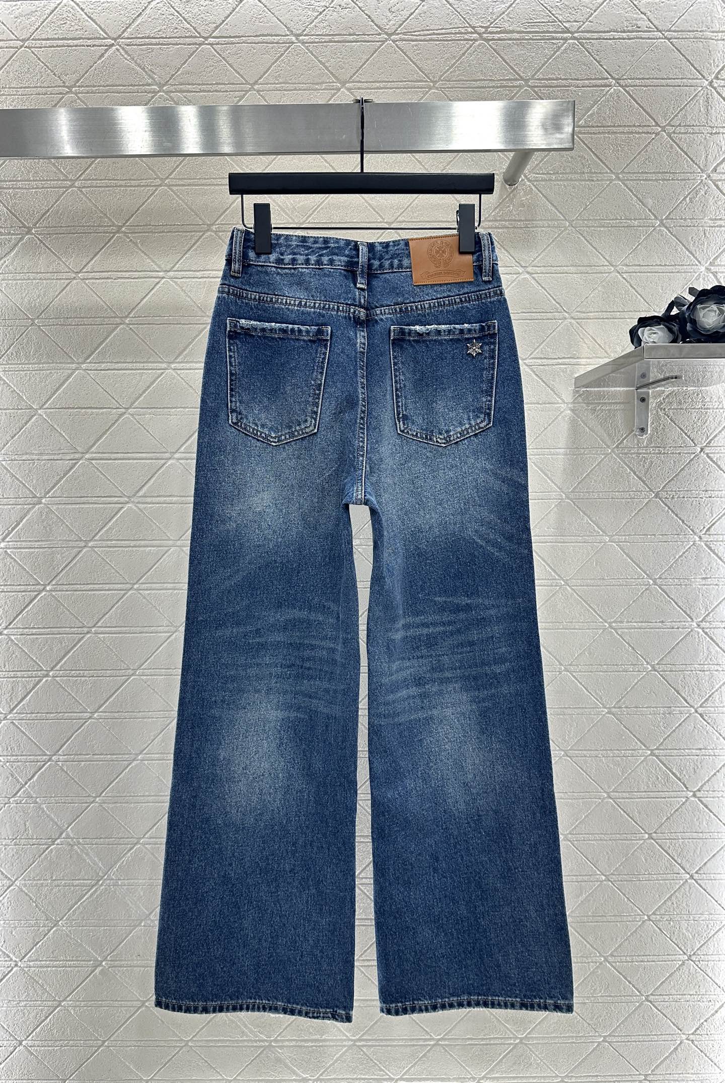 ♥Chrome Heart*♥2025新品上架 烫钻牛仔十字架长裤定制YB斜纹棉牛仔材质，酵素水洗，质感