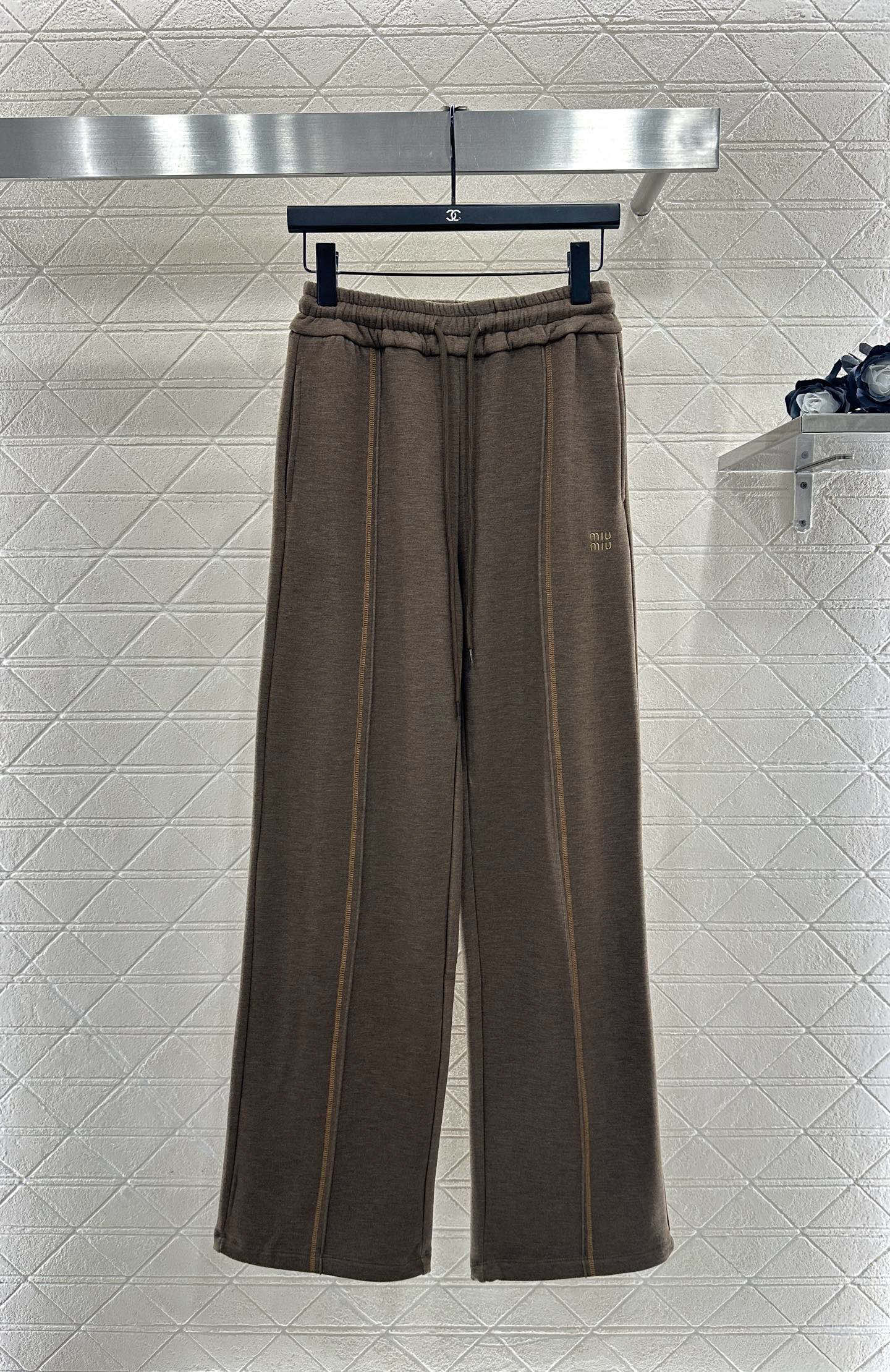 ♥Miumi*♥2025新品上架 半开襟连帽上衣长裤套装定制YB进口羊毛混纺材质，质感光泽，舒适保暖，修