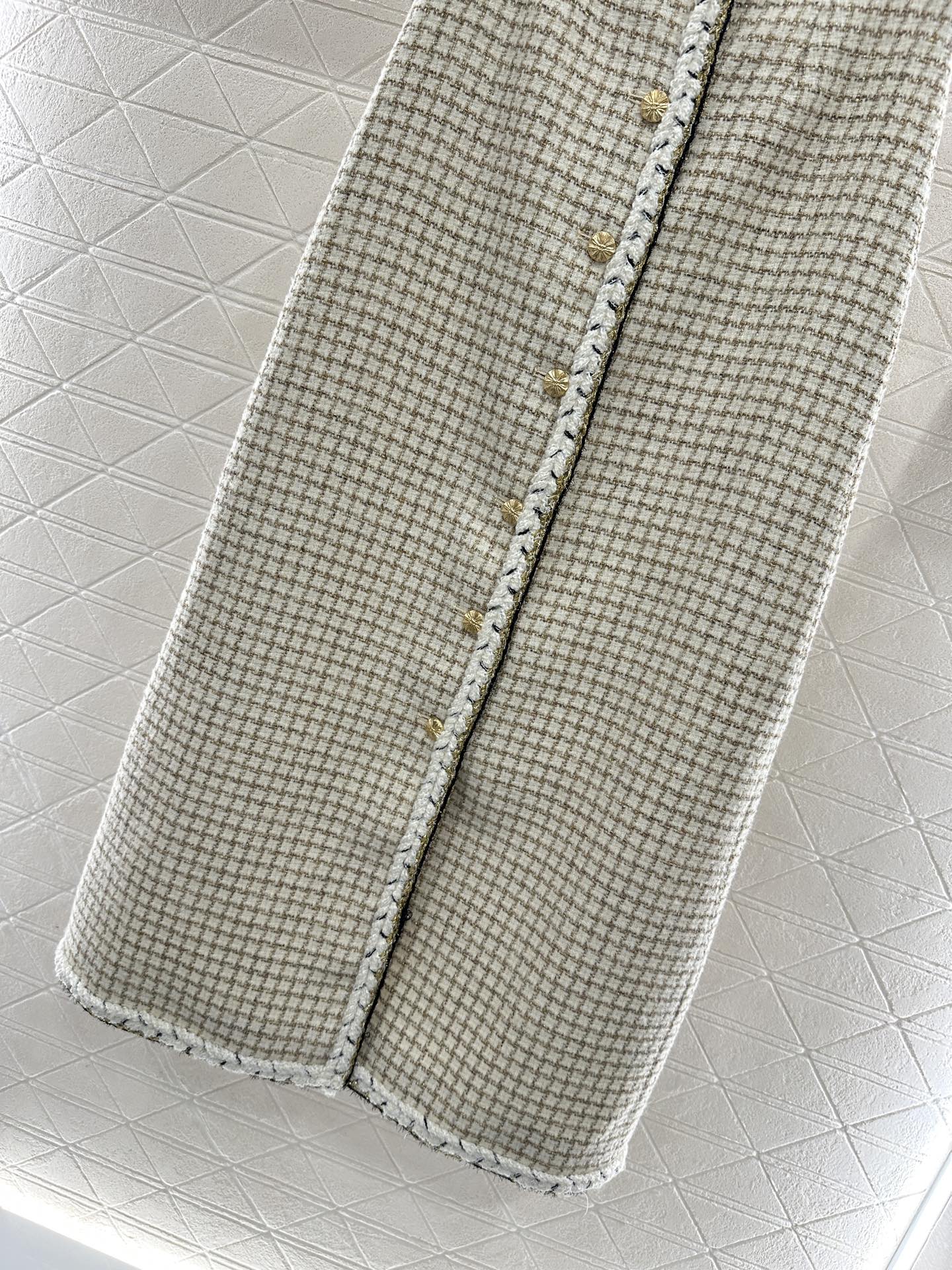 ♥Chane*♥2025新品上架 编织格纹马甲半裙套装定制YB进口粗纺羊毛呢材质，肌理明显，质感上乘，粗